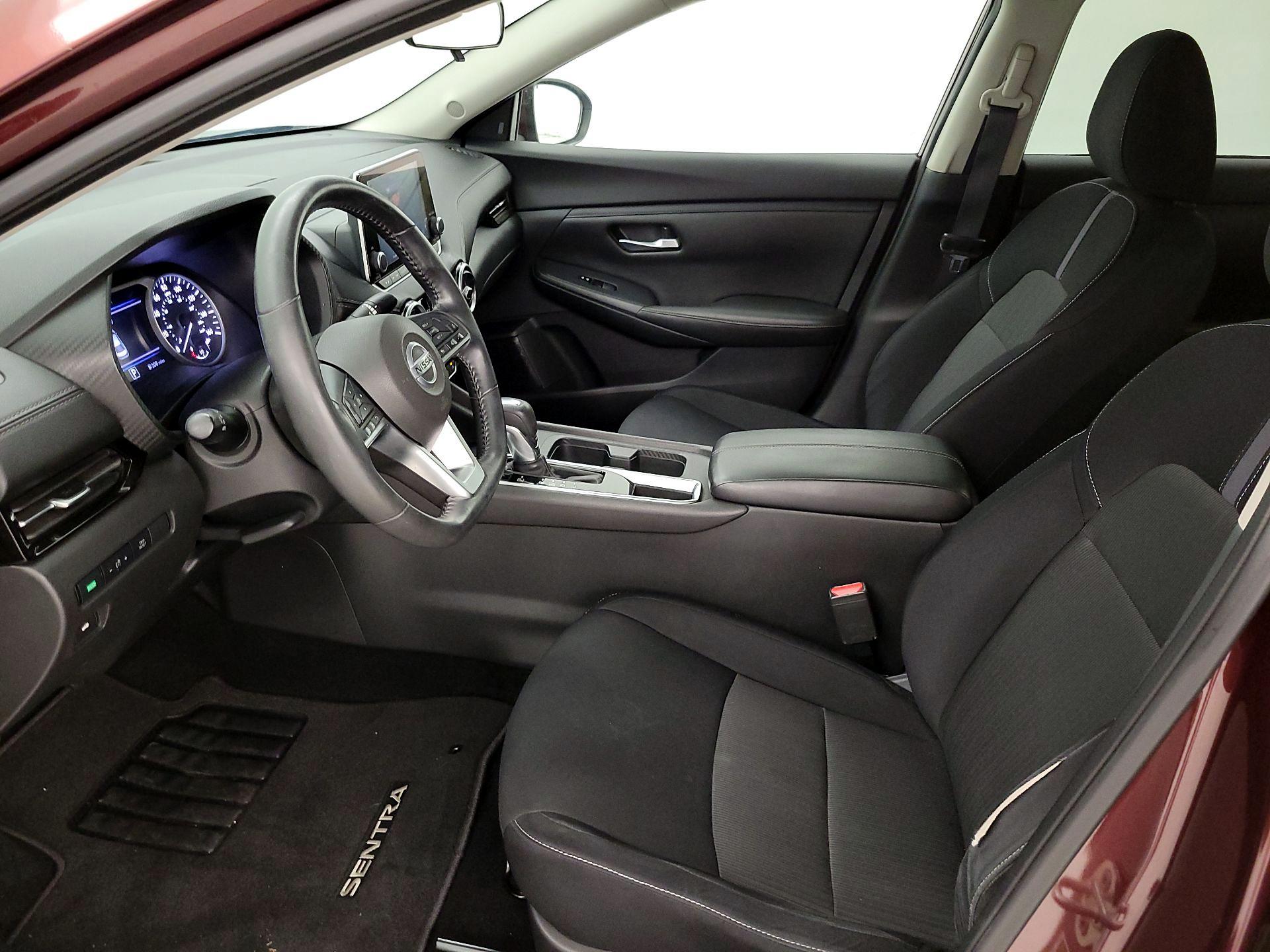 Thumbnail: 2020 Nissan Sentra - 11