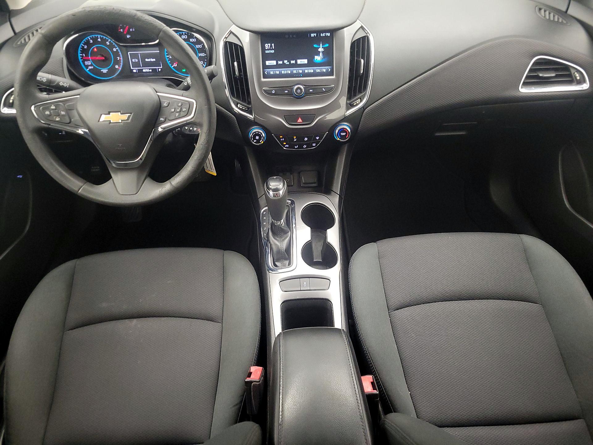 Thumbnail: 2016 Chevrolet Cruze - 9