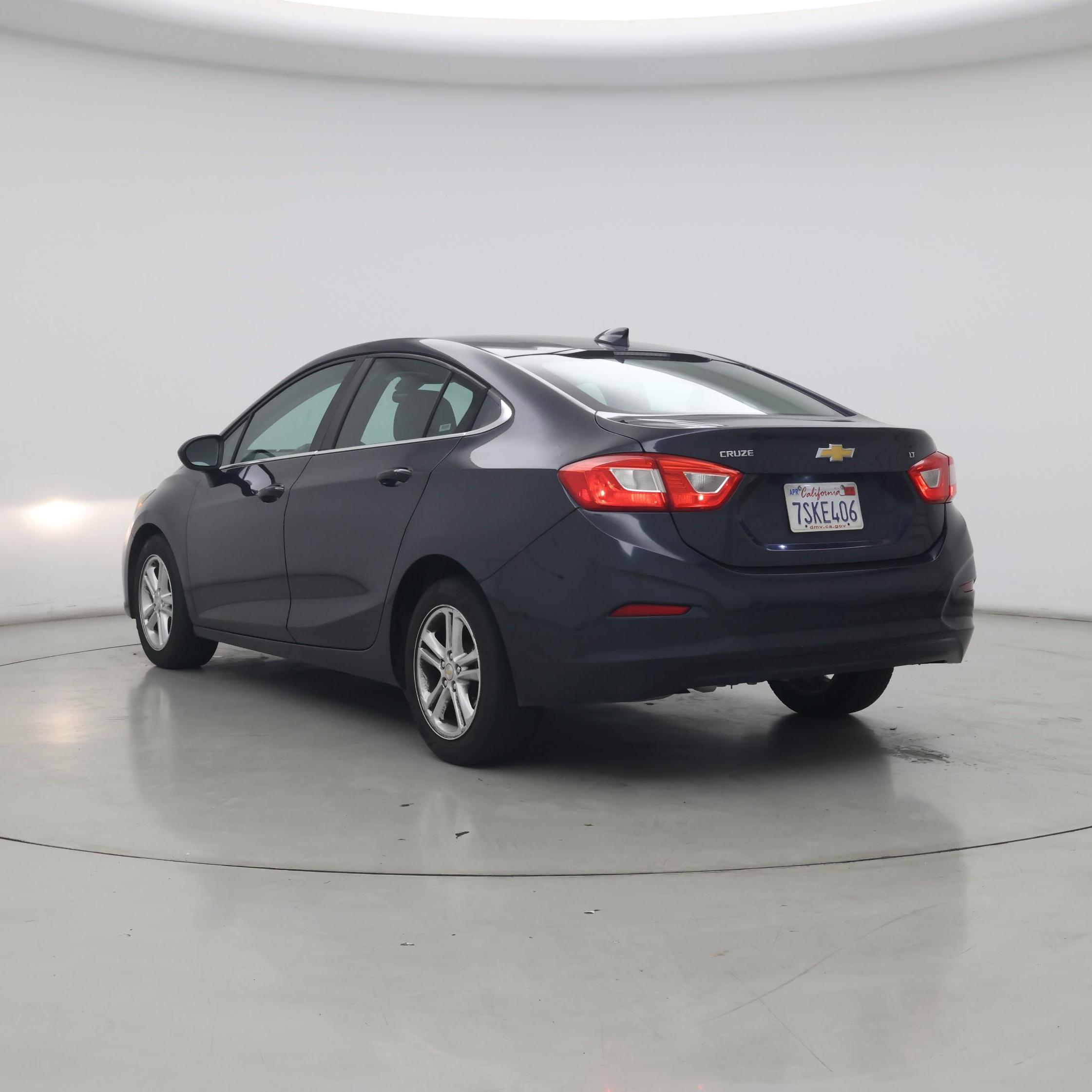 Thumbnail: 2016 Chevrolet Cruze - 2