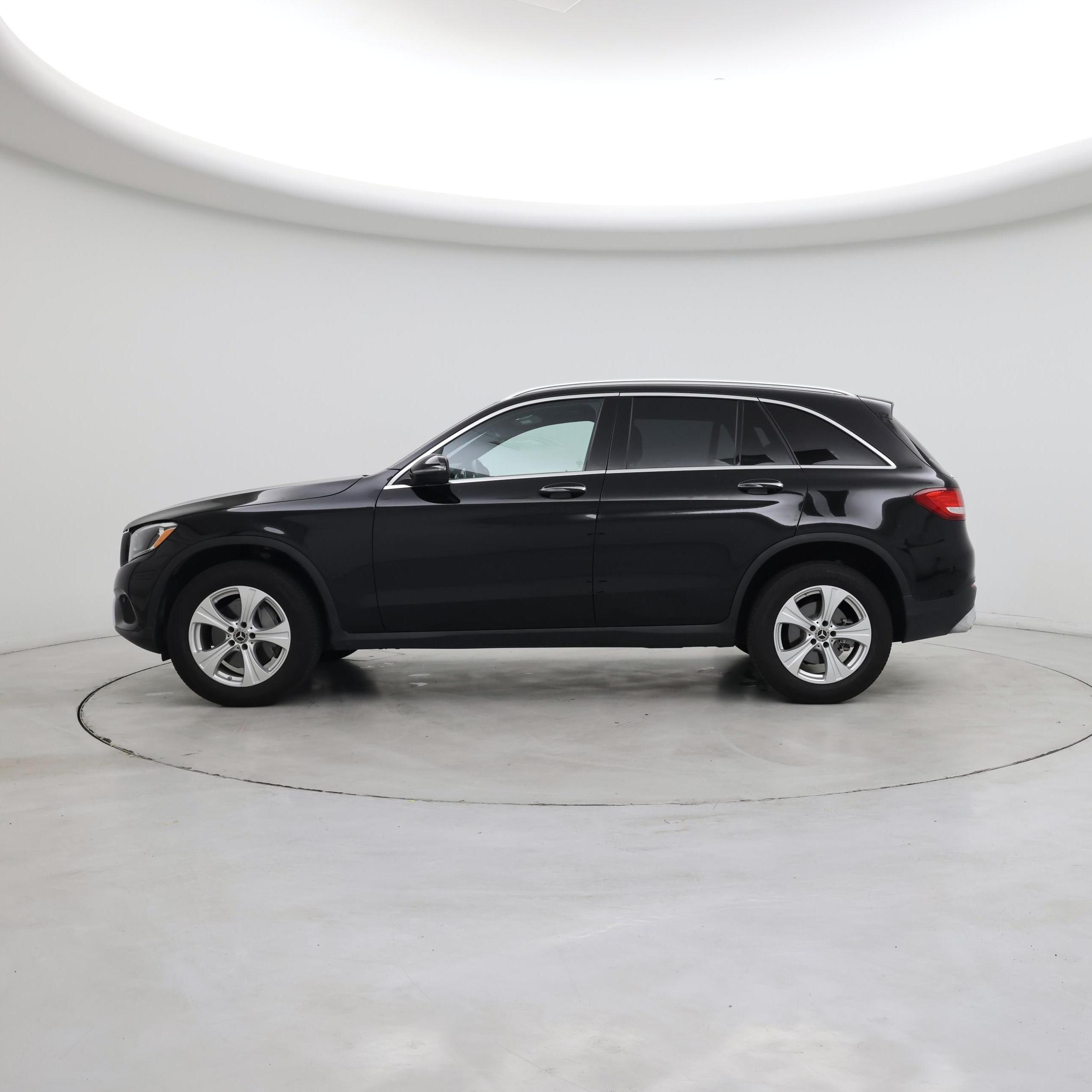 Thumbnail: 2018 Mercedes-Benz GLC - 3
