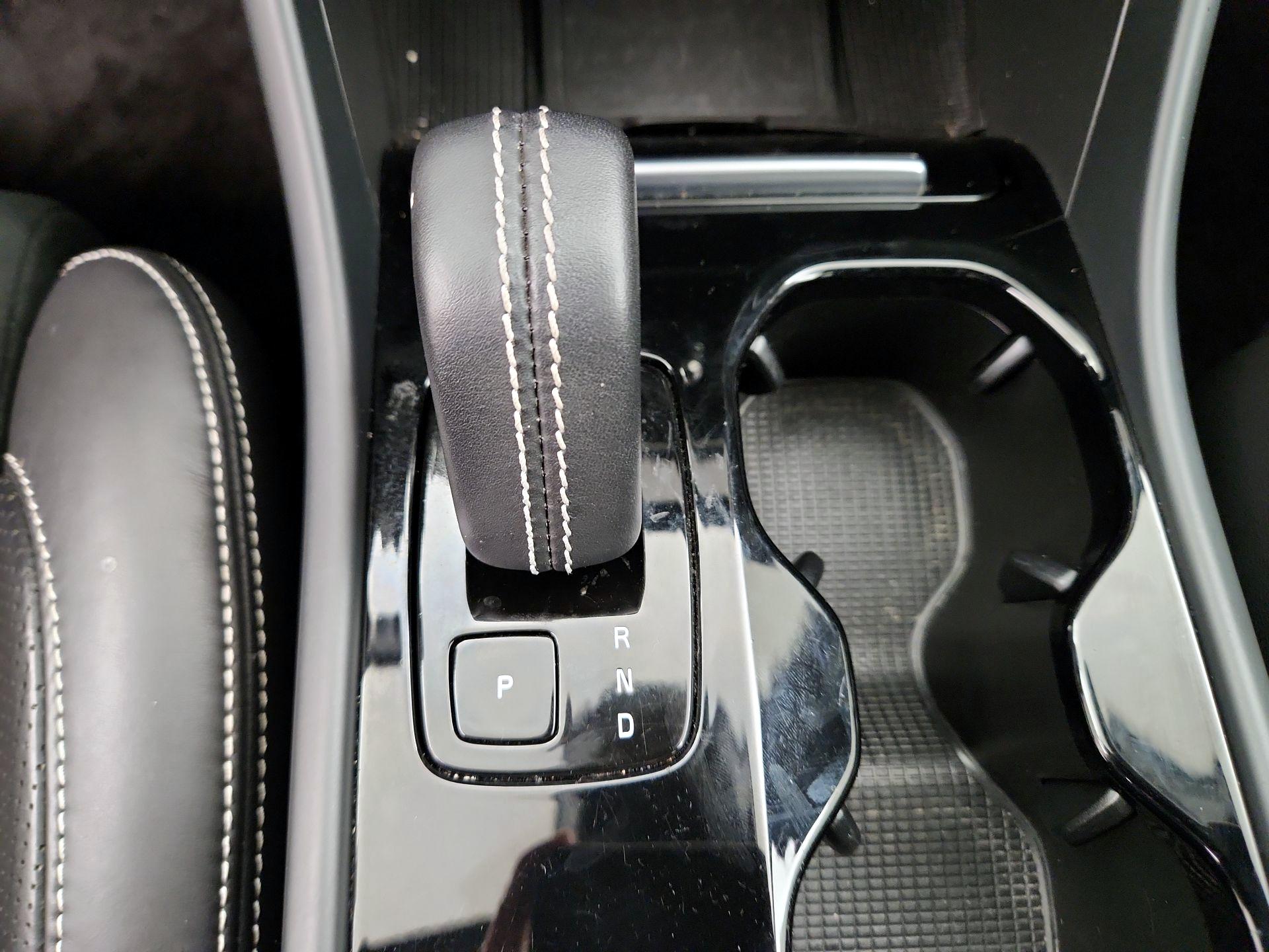 Thumbnail: 2021 Volvo XC40 - 18