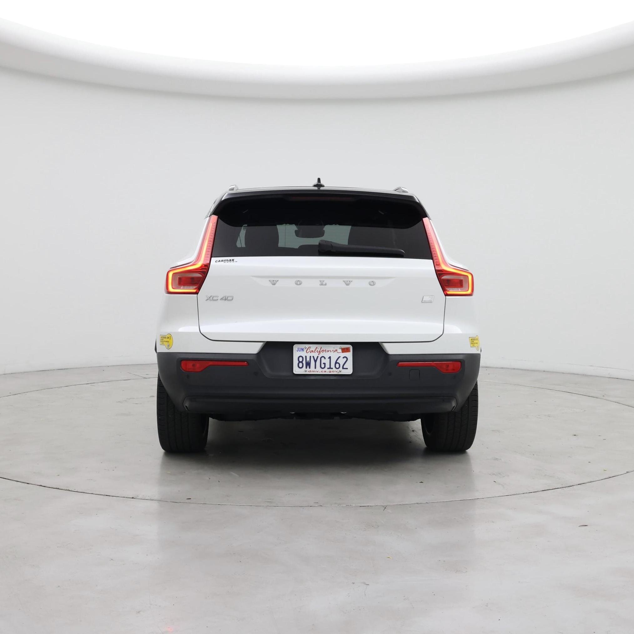 Thumbnail: 2021 Volvo XC40 - 6