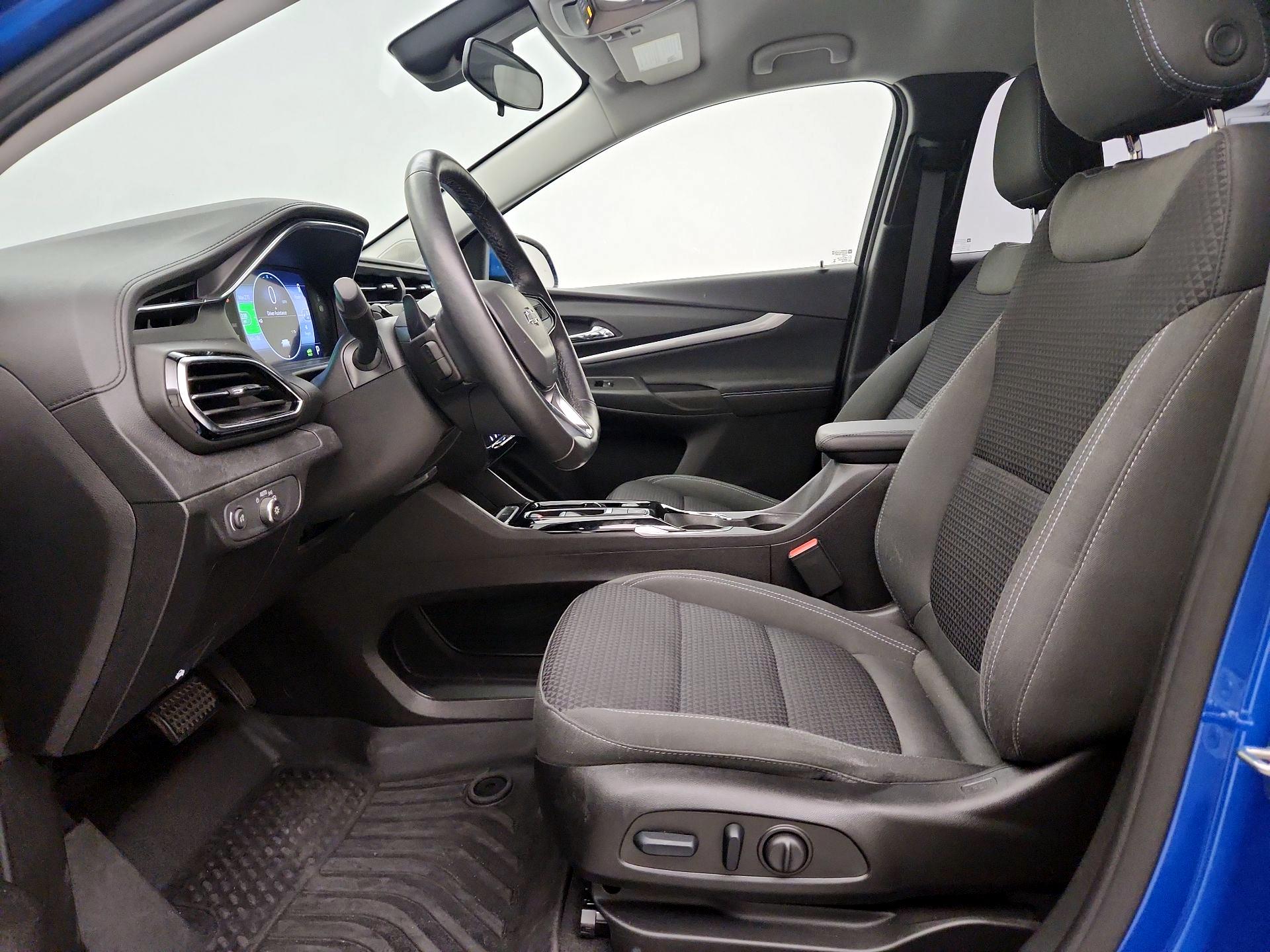 Thumbnail: 2023 Chevrolet Bolt EUV - 11