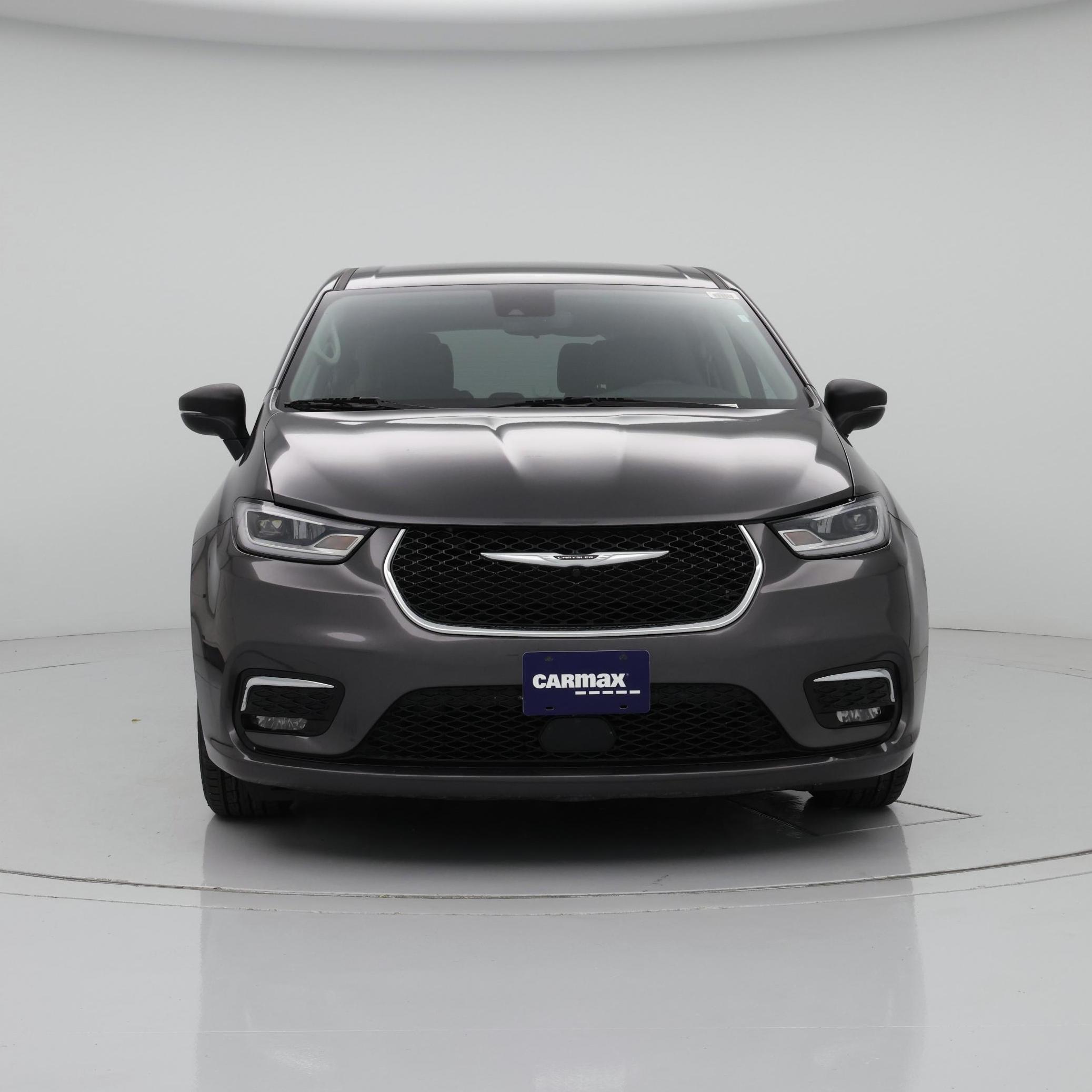 Thumbnail: 2023 Chrysler Pacifica - 5