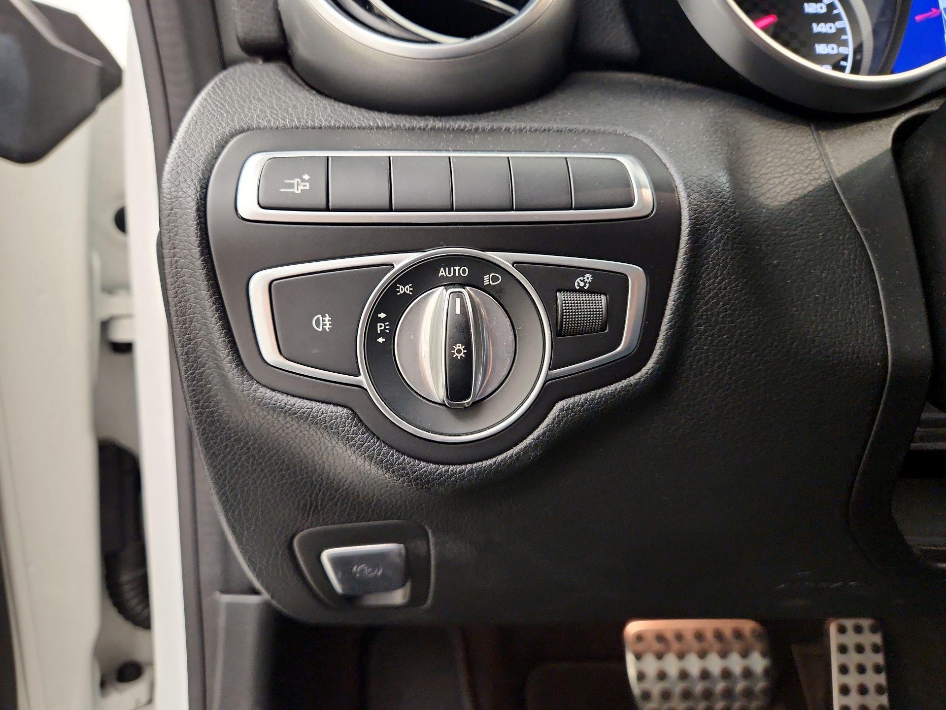 Thumbnail: 2019 Mercedes-Benz C-Class - 13