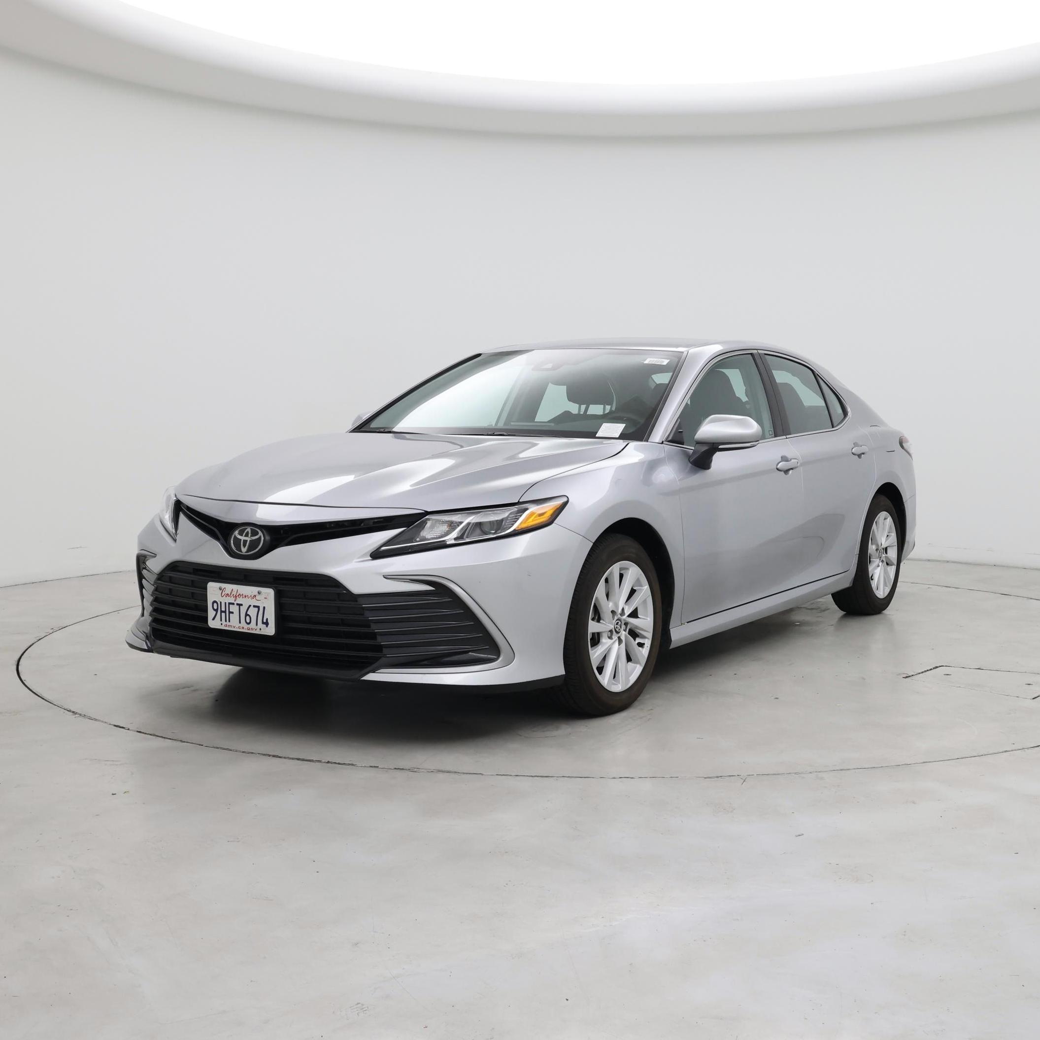 Thumbnail: 2023 Toyota Camry - 4