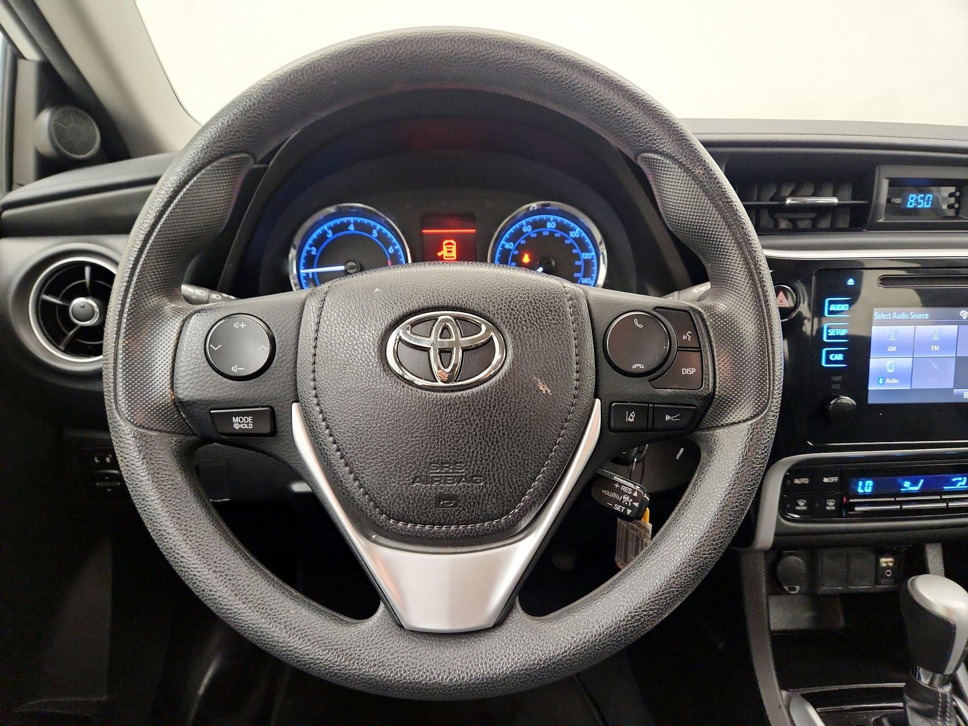Thumbnail: 2018 Toyota Corolla - 10
