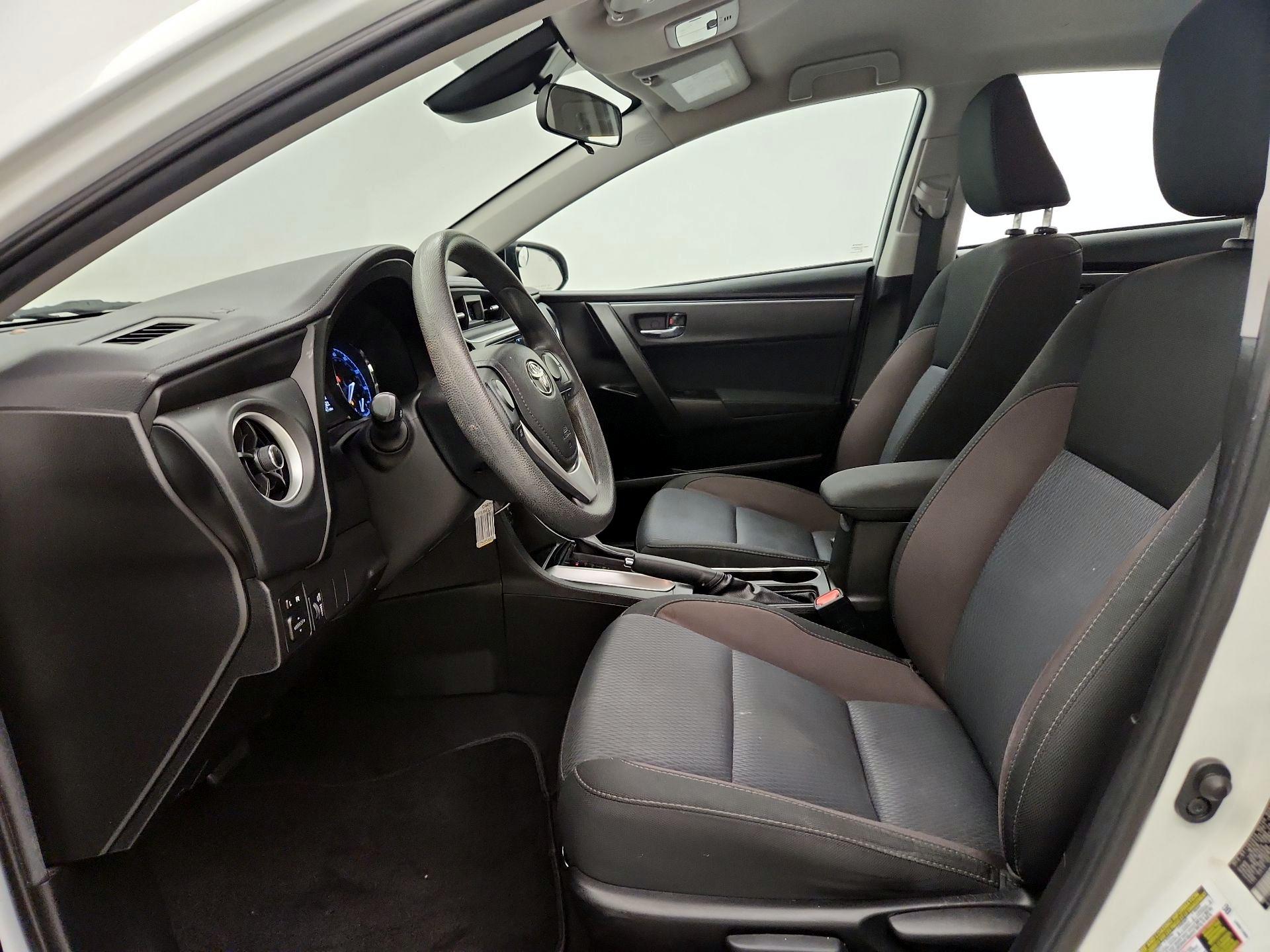 Thumbnail: 2018 Toyota Corolla - 11