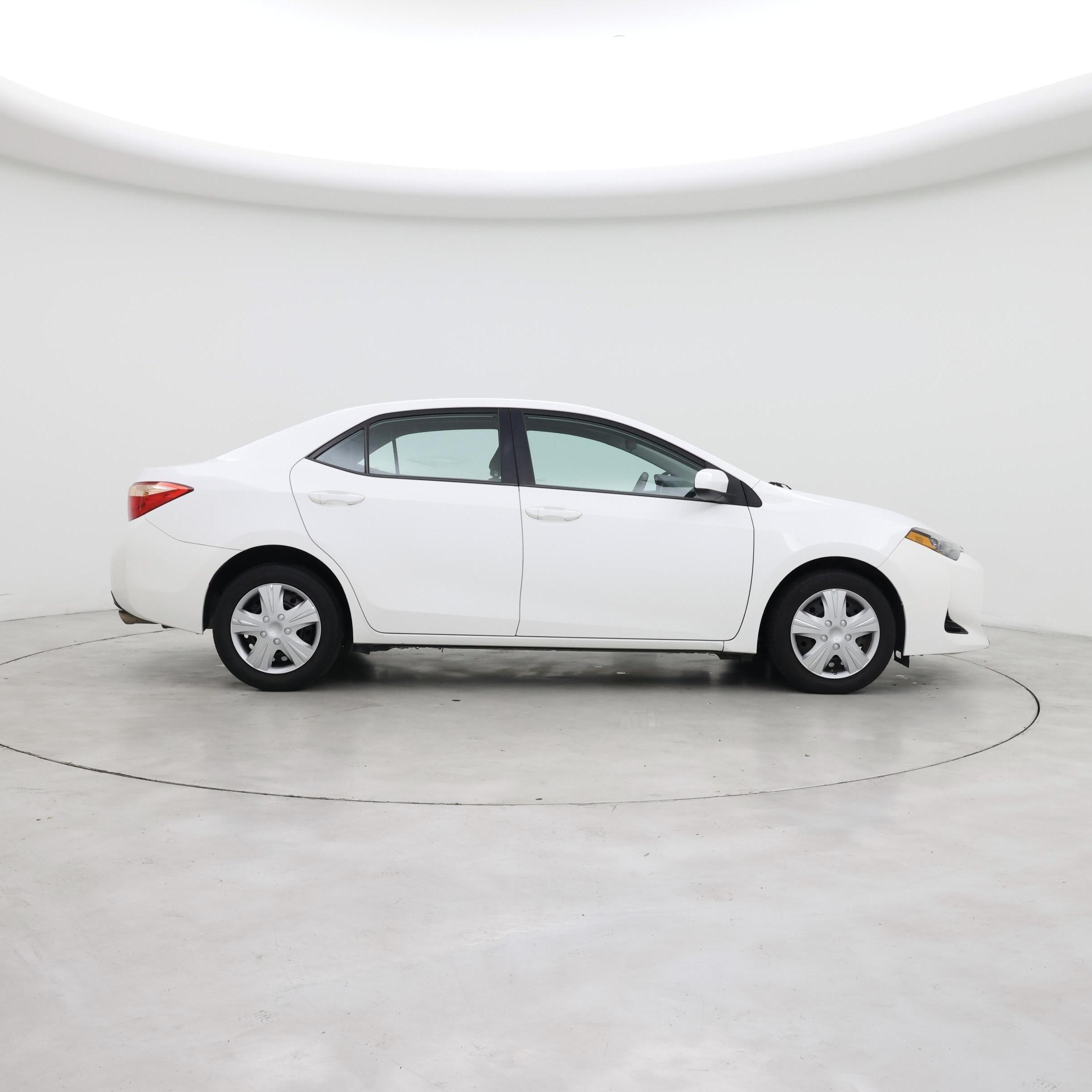 Thumbnail: 2018 Toyota Corolla - 7