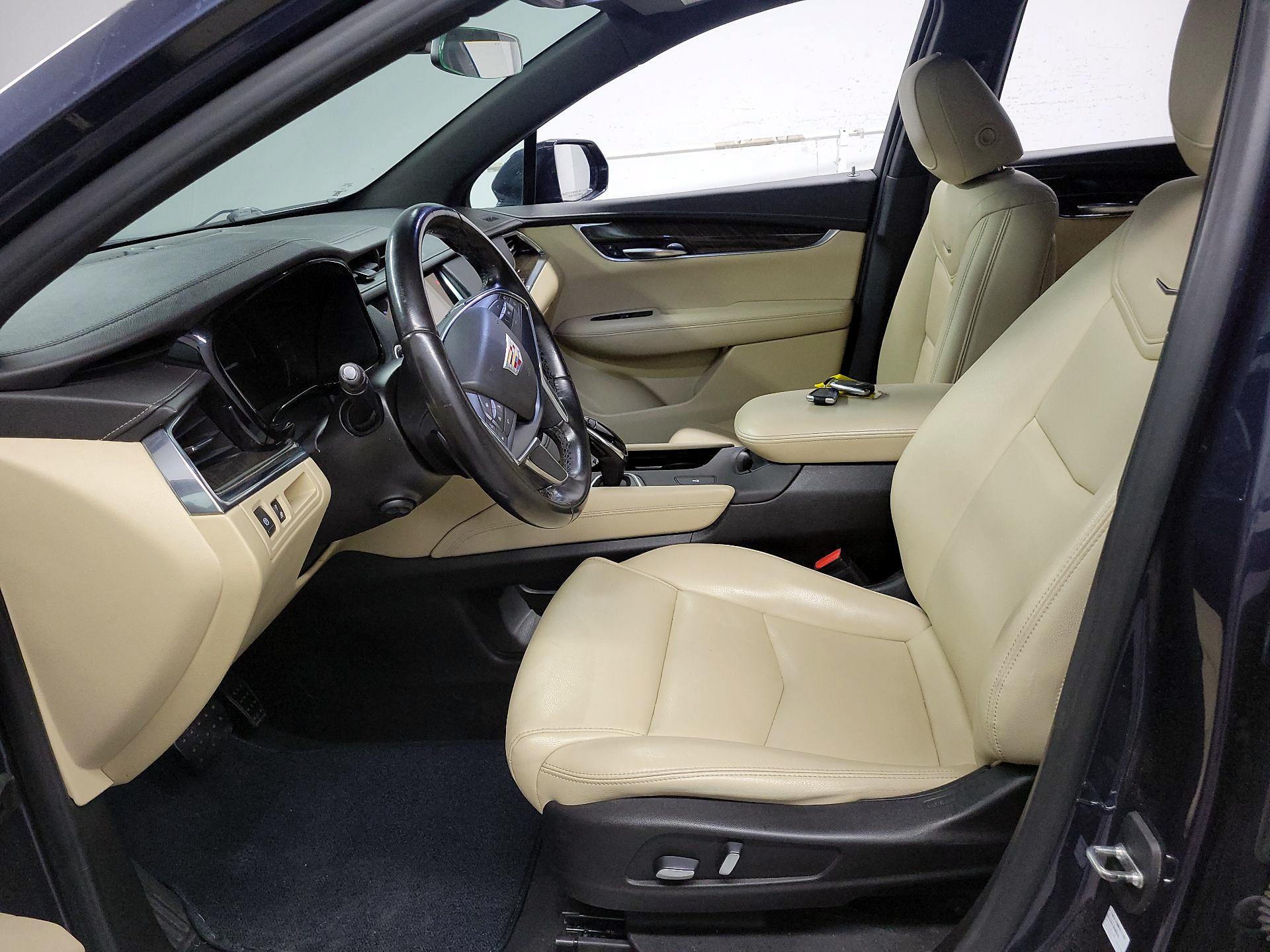 Thumbnail: 2019 Cadillac XT5 - 11