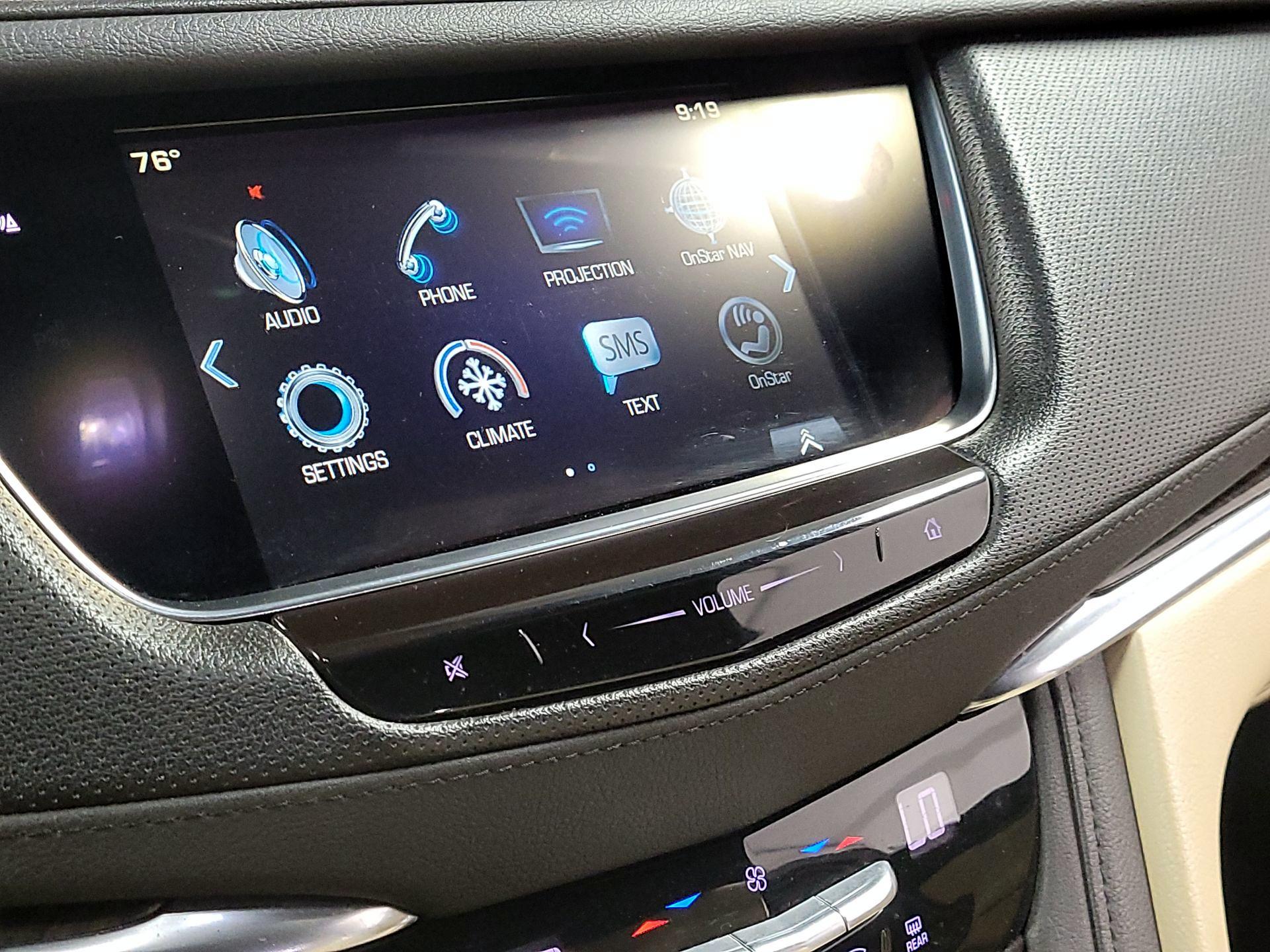 Thumbnail: 2019 Cadillac XT5 - 14