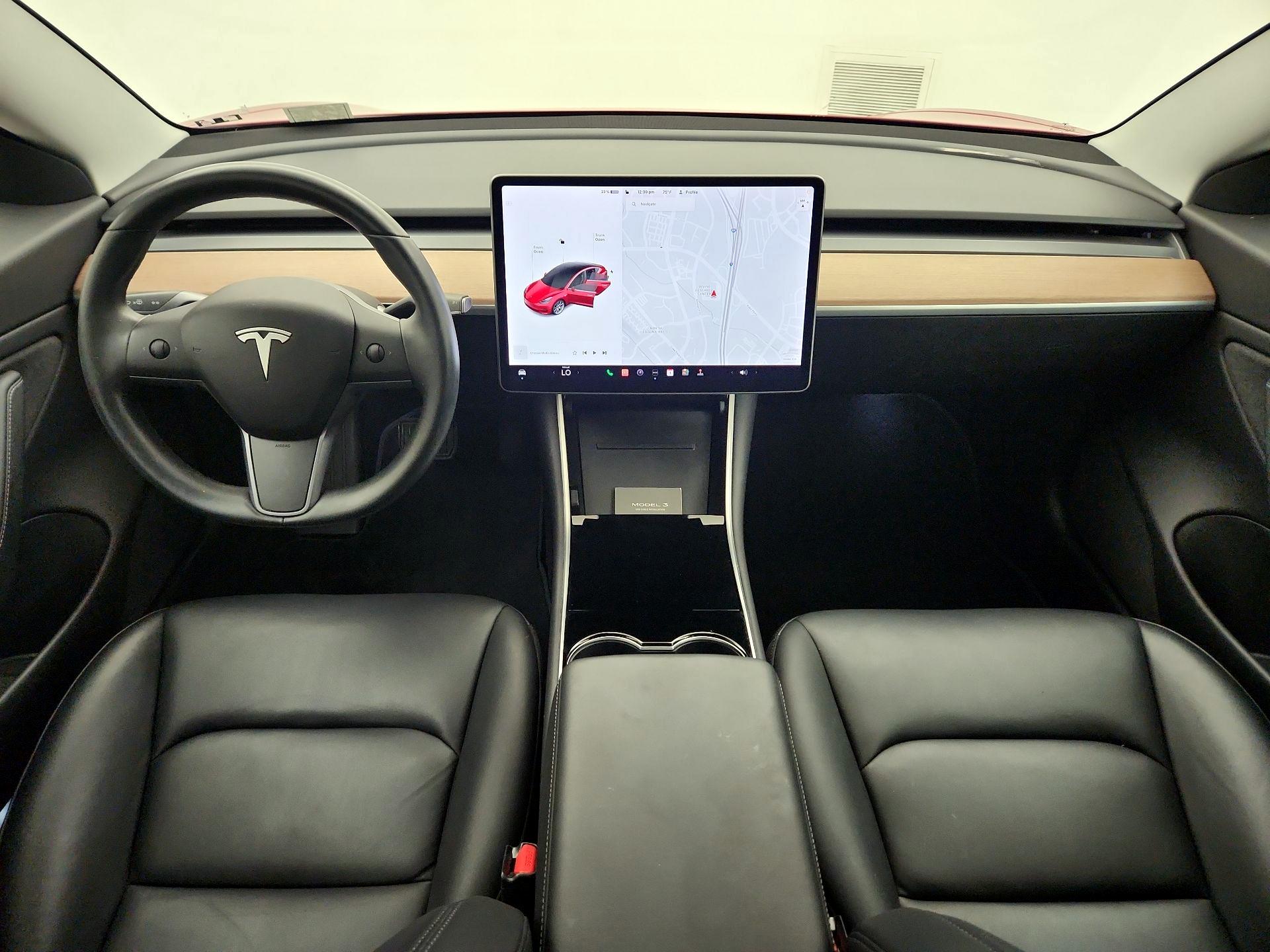 Thumbnail: 2018 Tesla Model 3 - 9