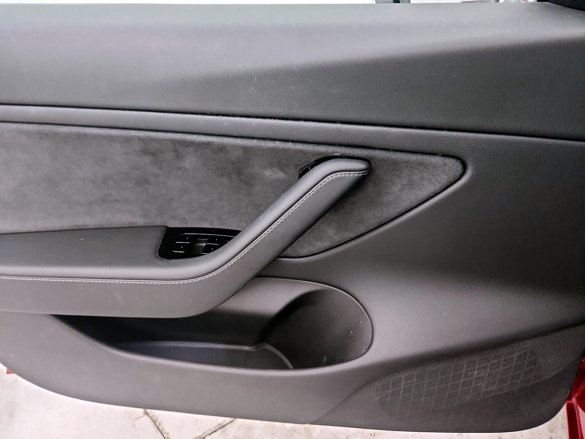 Thumbnail: 2018 Tesla Model 3 - 12