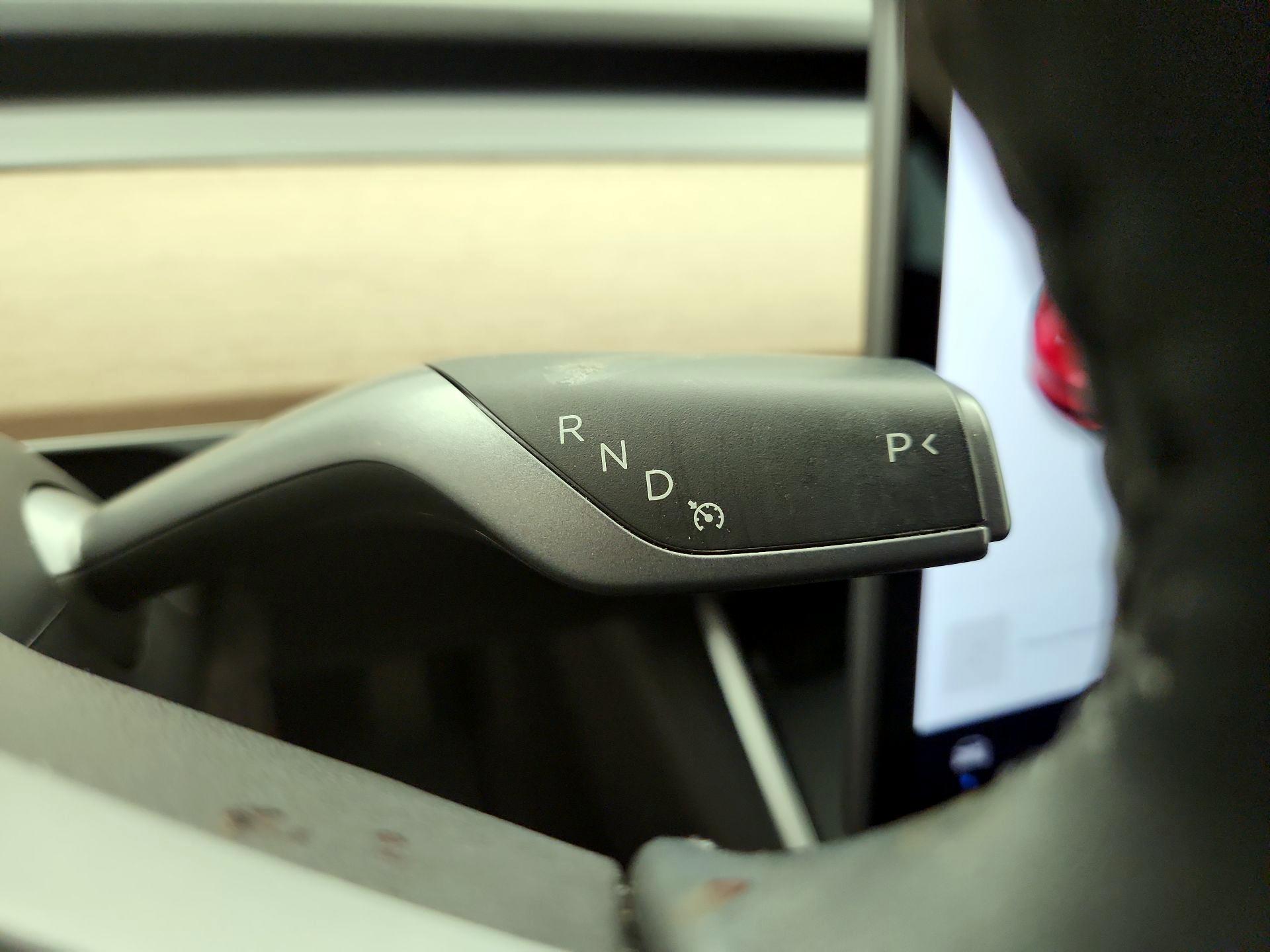 Thumbnail: 2018 Tesla Model 3 - 17