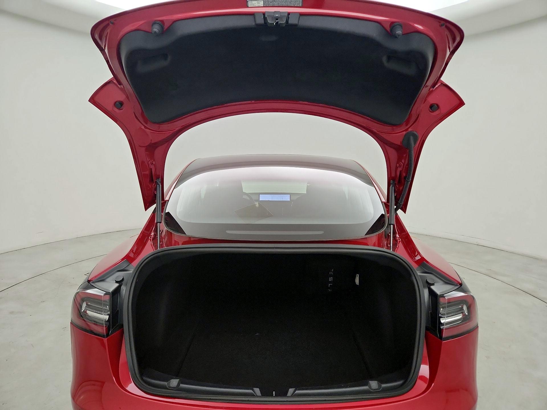 Thumbnail: 2018 Tesla Model 3 - 19