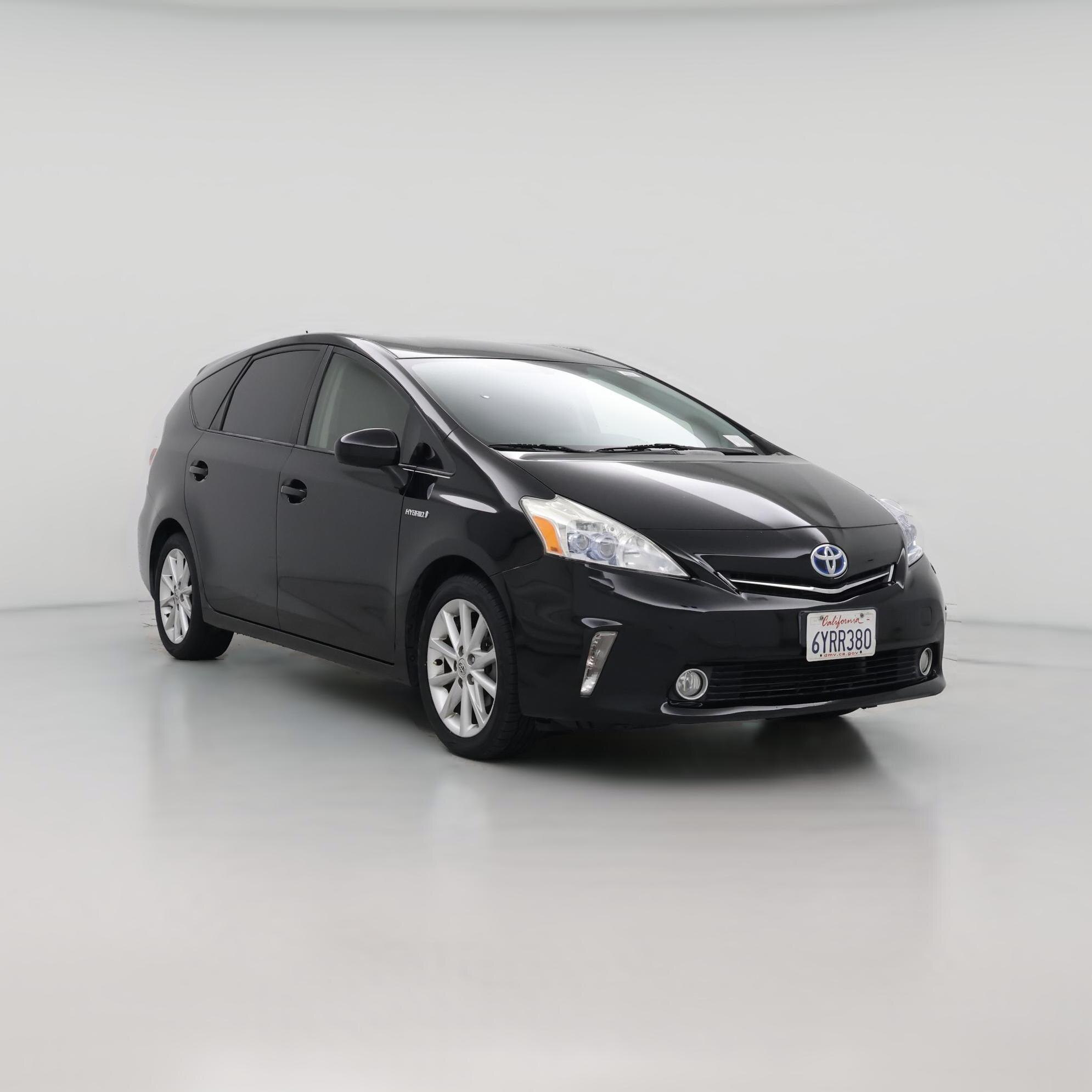 Thumbnail: 2013 Toyota Prius v - 1