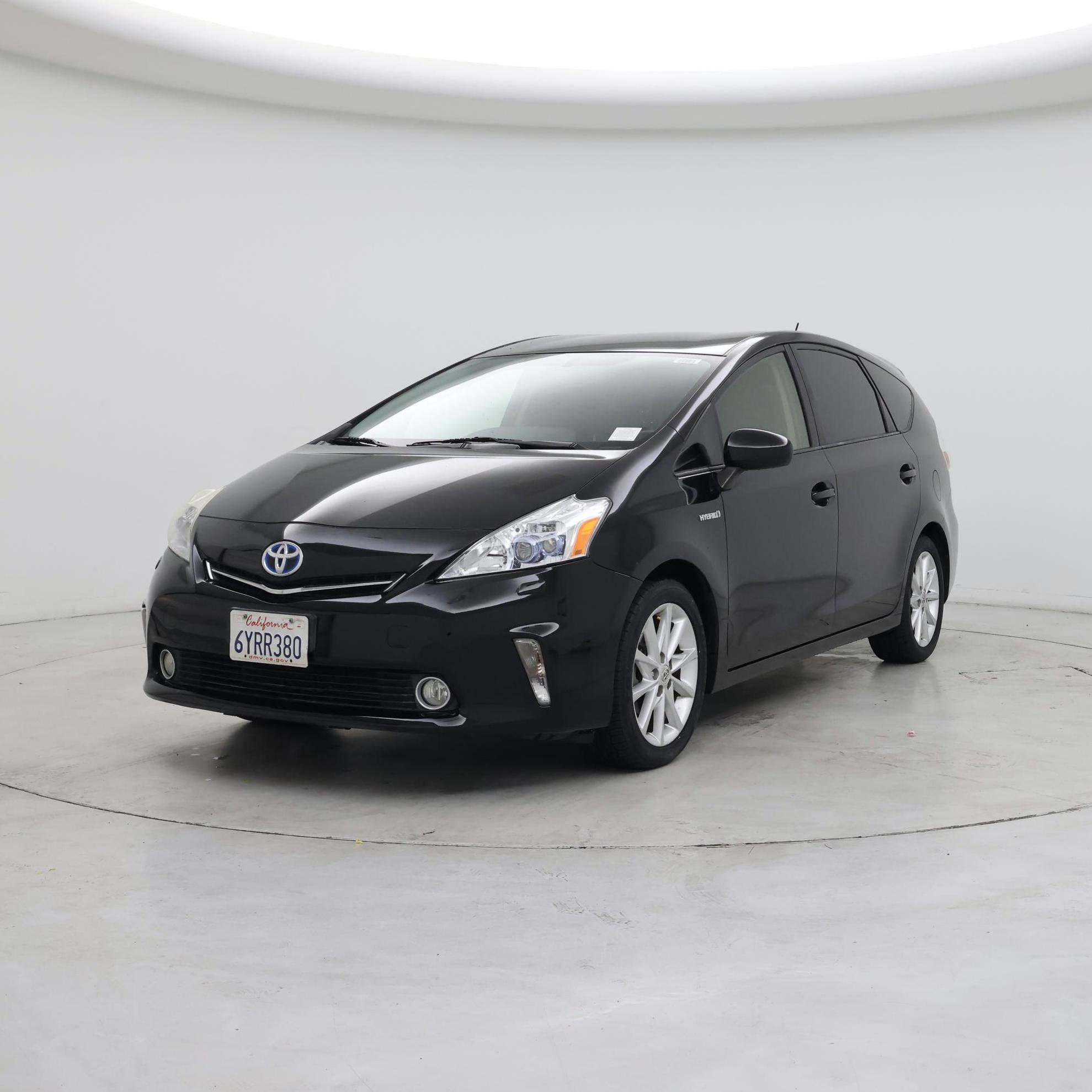 Thumbnail: 2013 Toyota Prius v - 4
