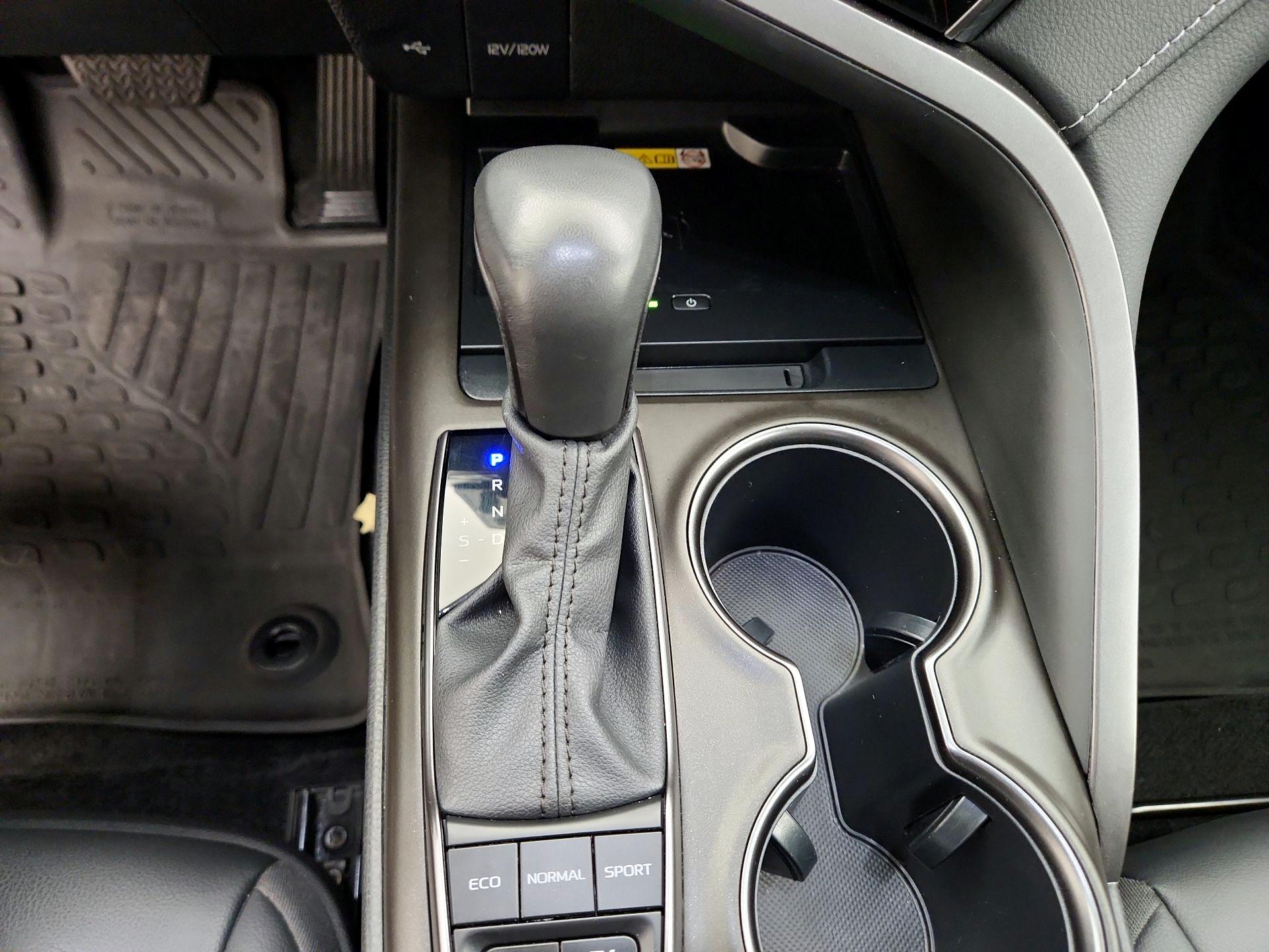 Thumbnail: 2024 Toyota Camry - 17