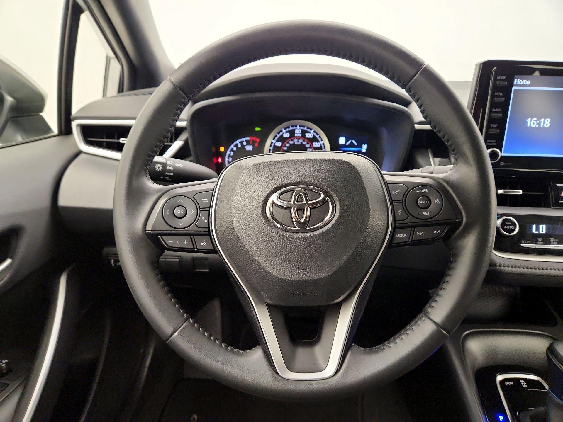 Thumbnail: 2022 Toyota Corolla - 10