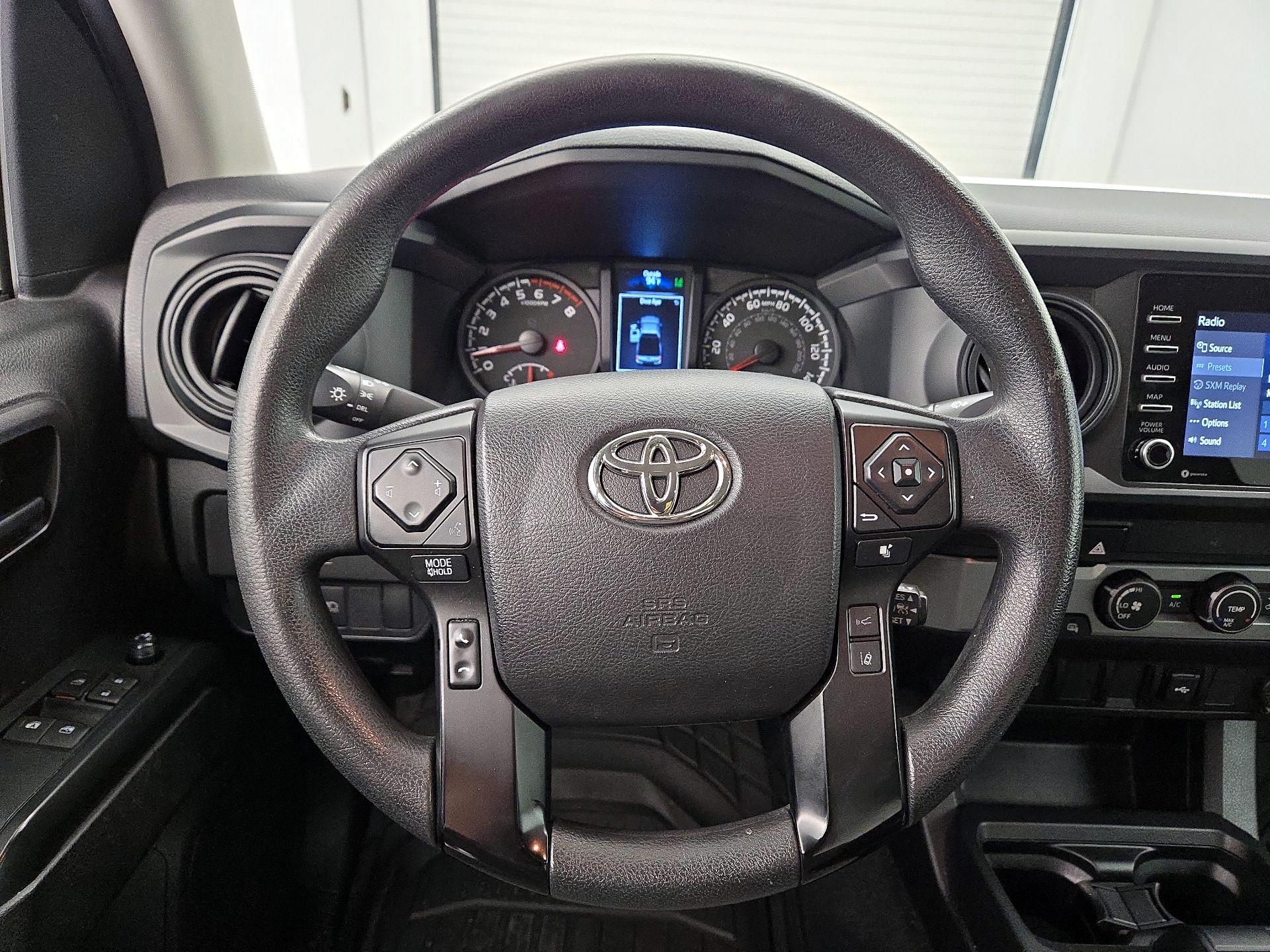 Thumbnail: 2022 Toyota Tacoma - 10