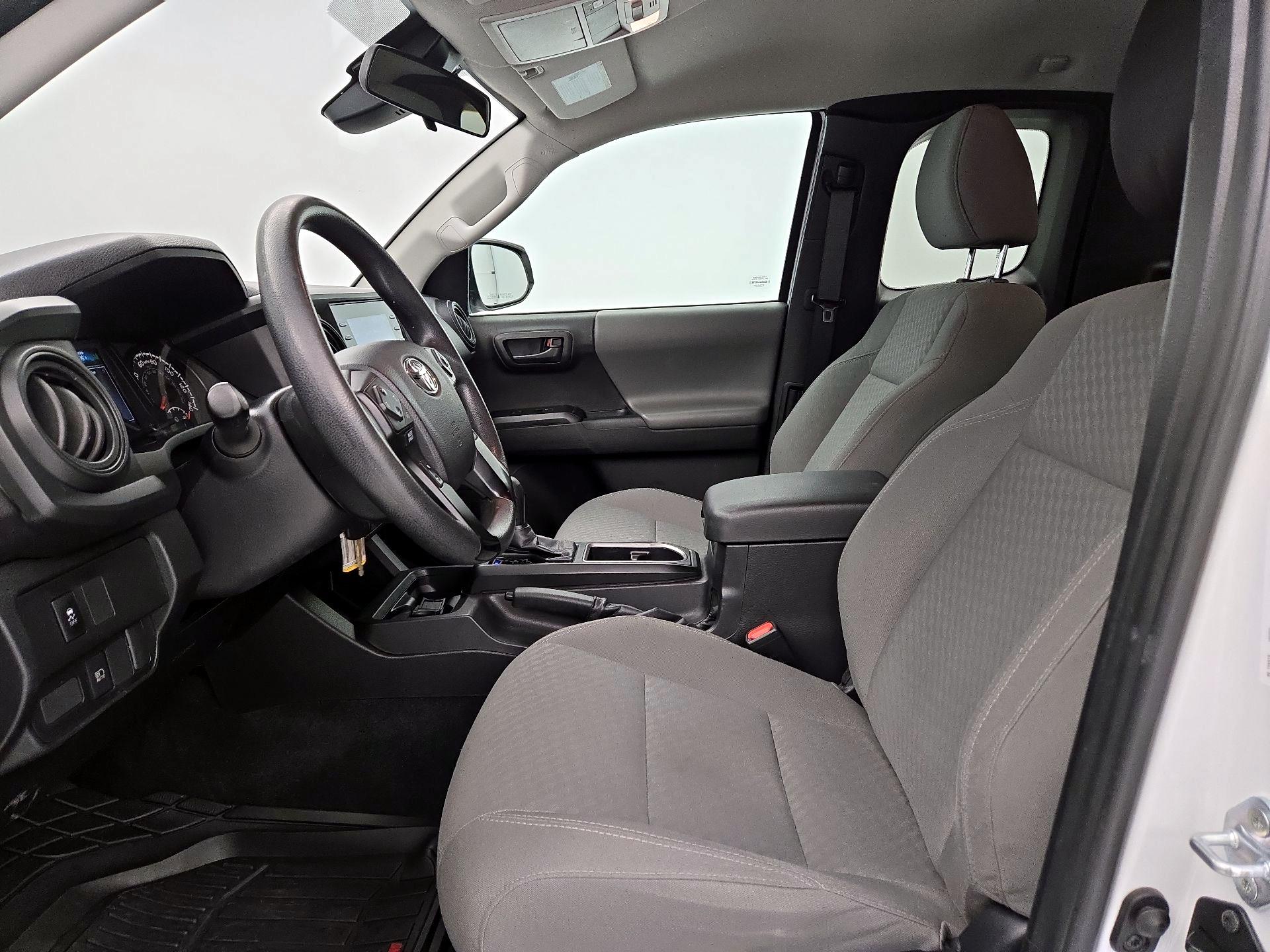 Thumbnail: 2022 Toyota Tacoma - 11