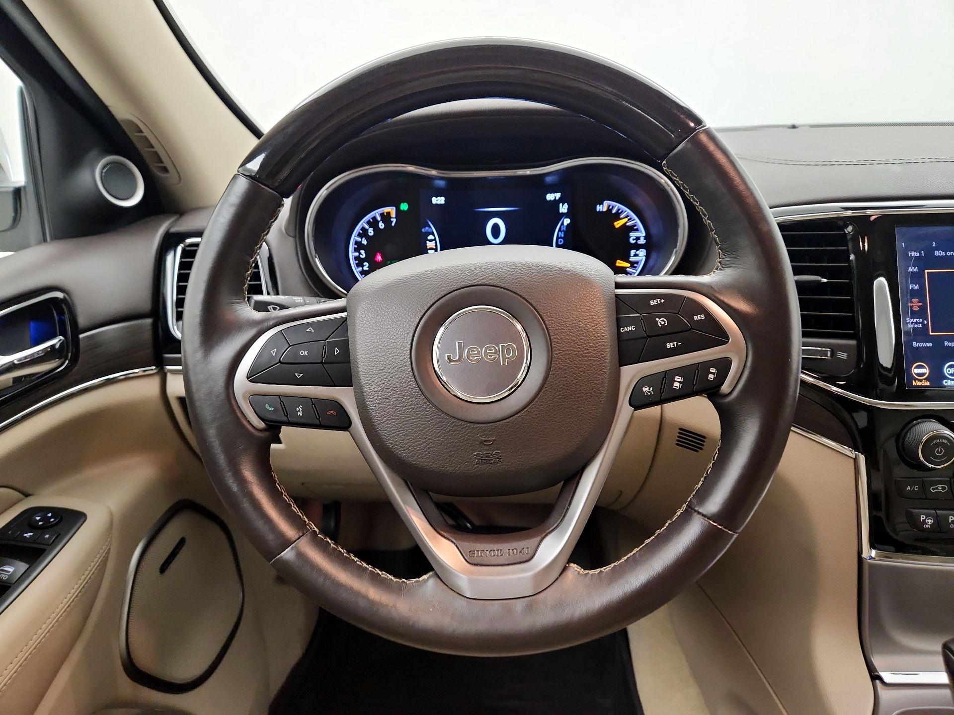 Thumbnail: 2020 Jeep Grand Cherokee - 10