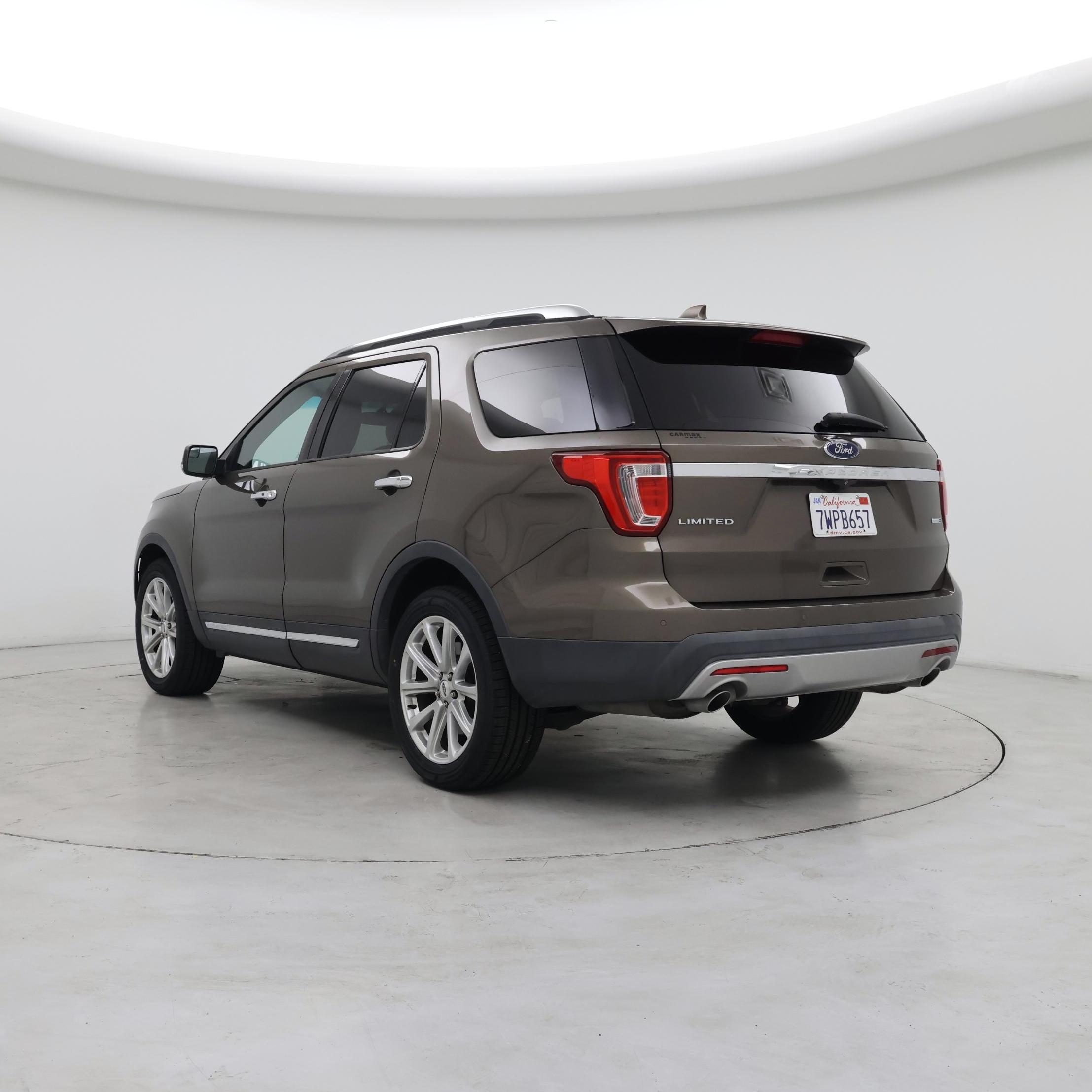 Thumbnail: 2016 Ford Explorer - 2