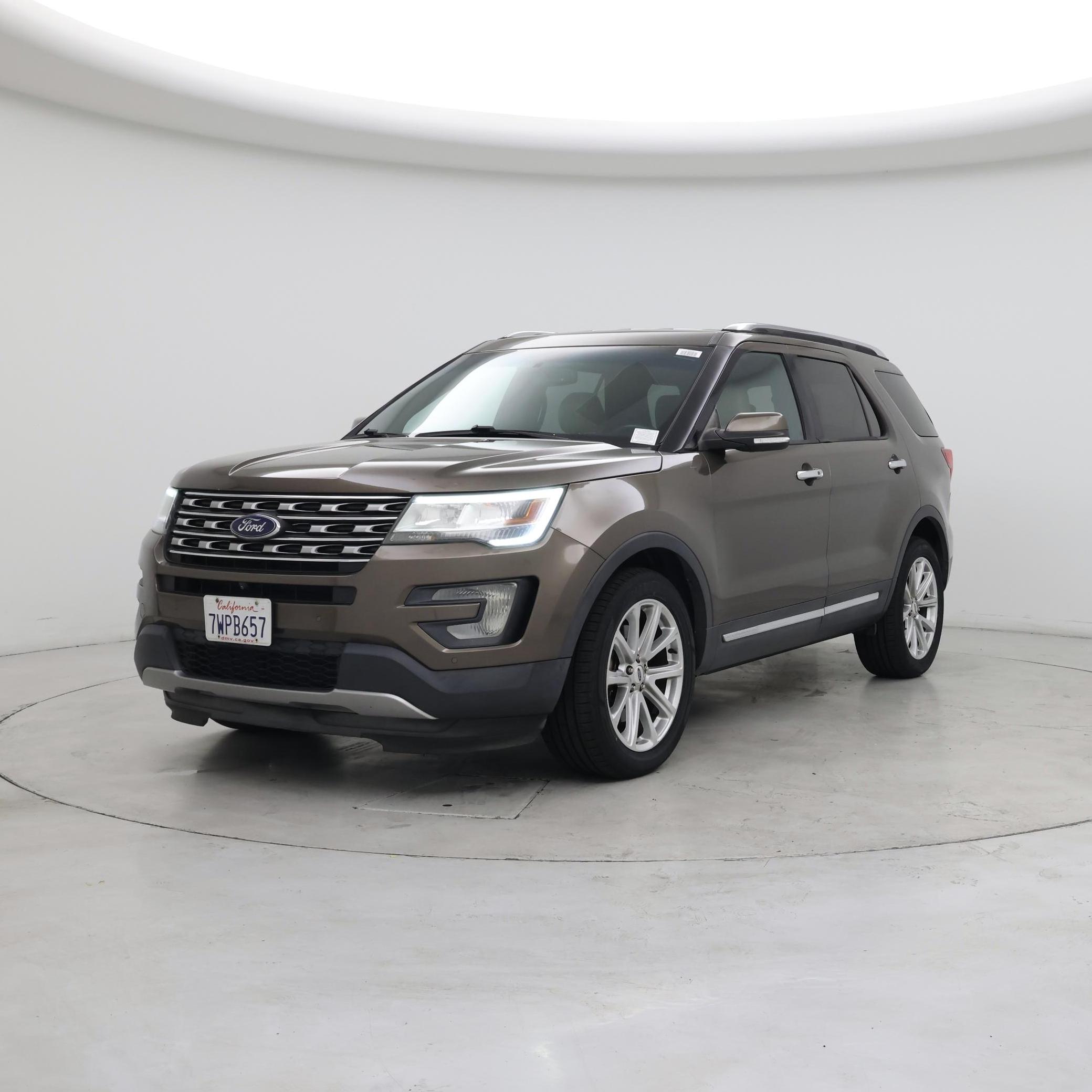 Thumbnail: 2016 Ford Explorer - 4