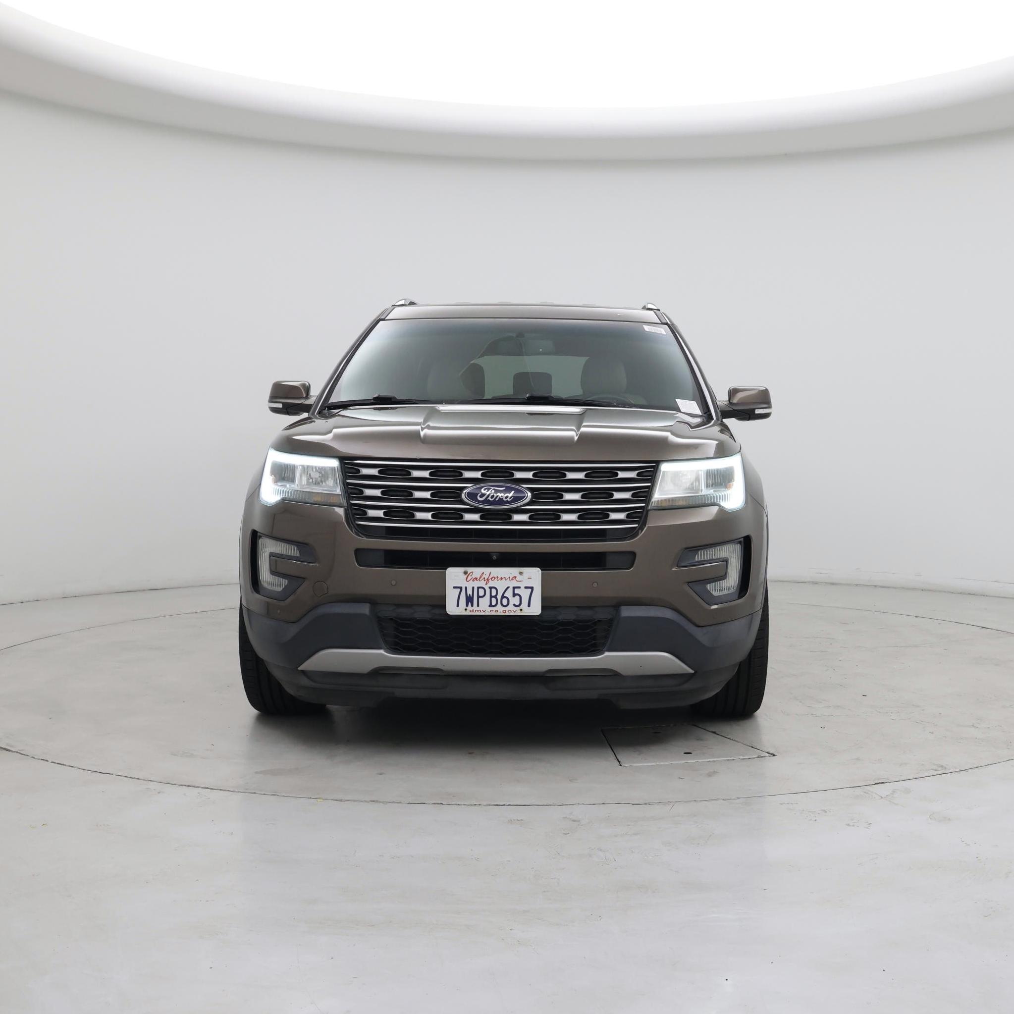 Thumbnail: 2016 Ford Explorer - 5