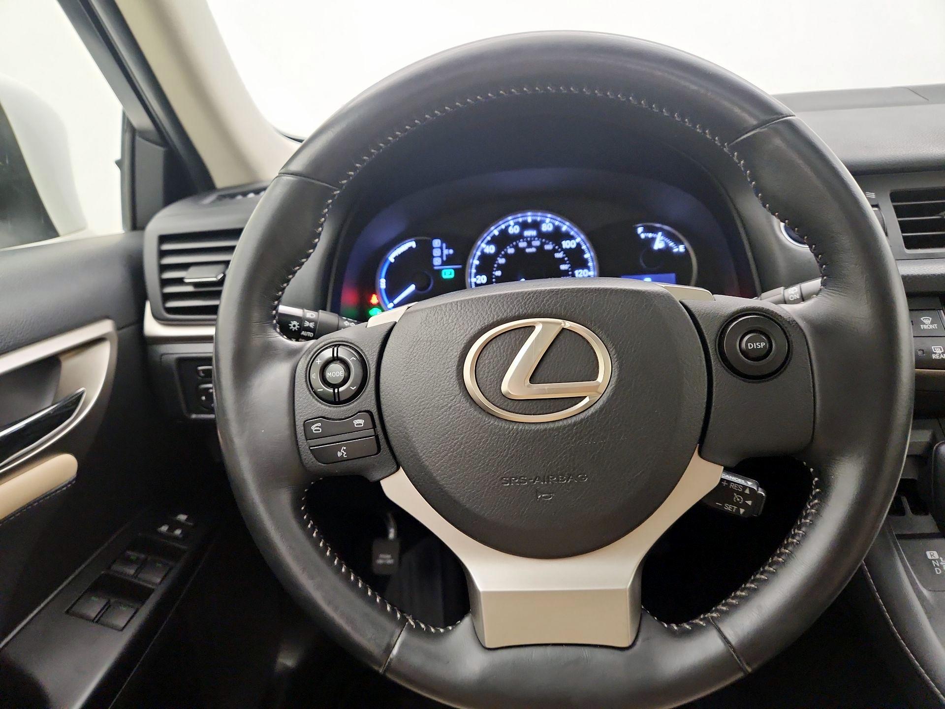 Thumbnail: 2014 Lexus CT - 10