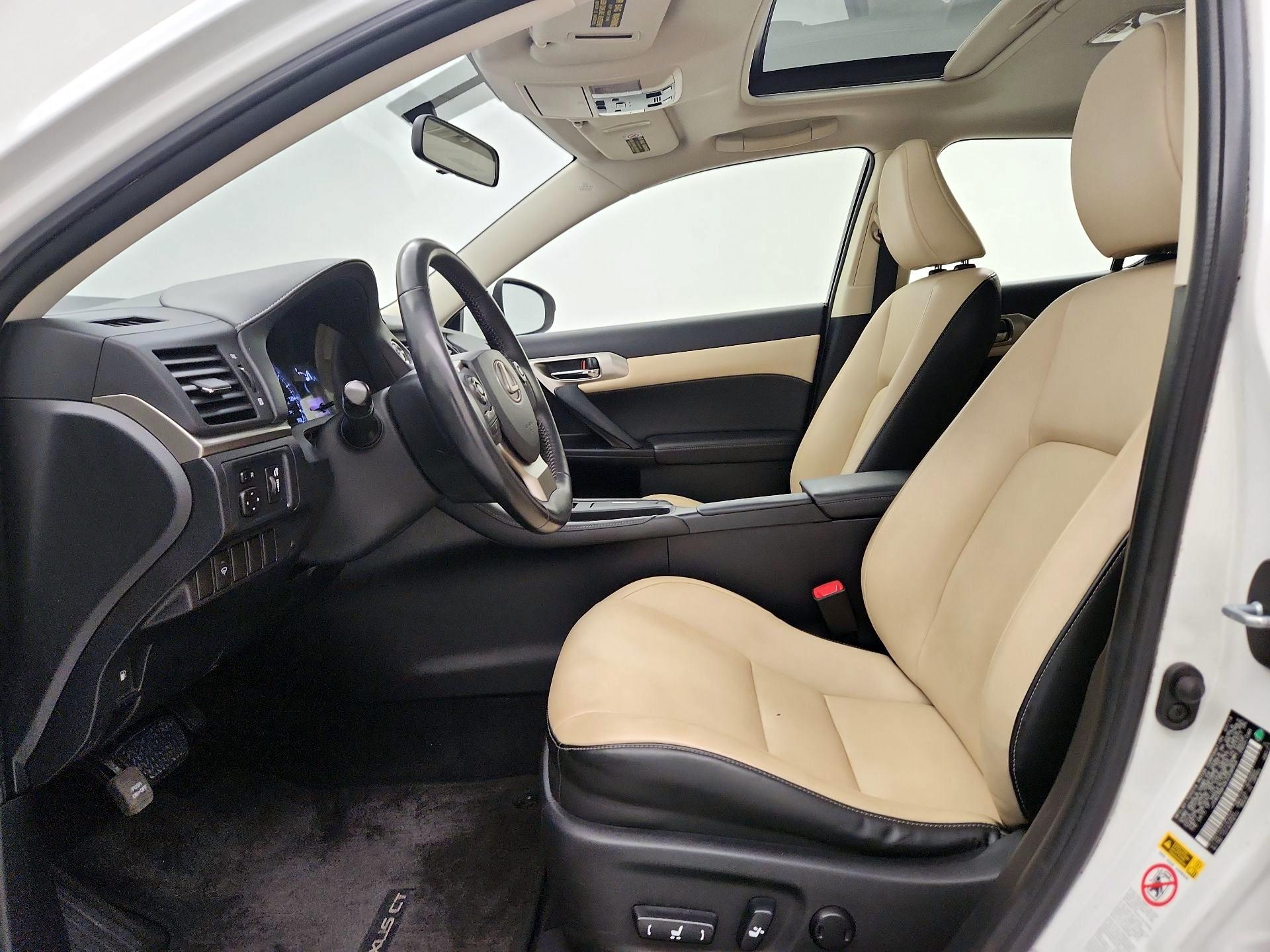 Thumbnail: 2014 Lexus CT - 11