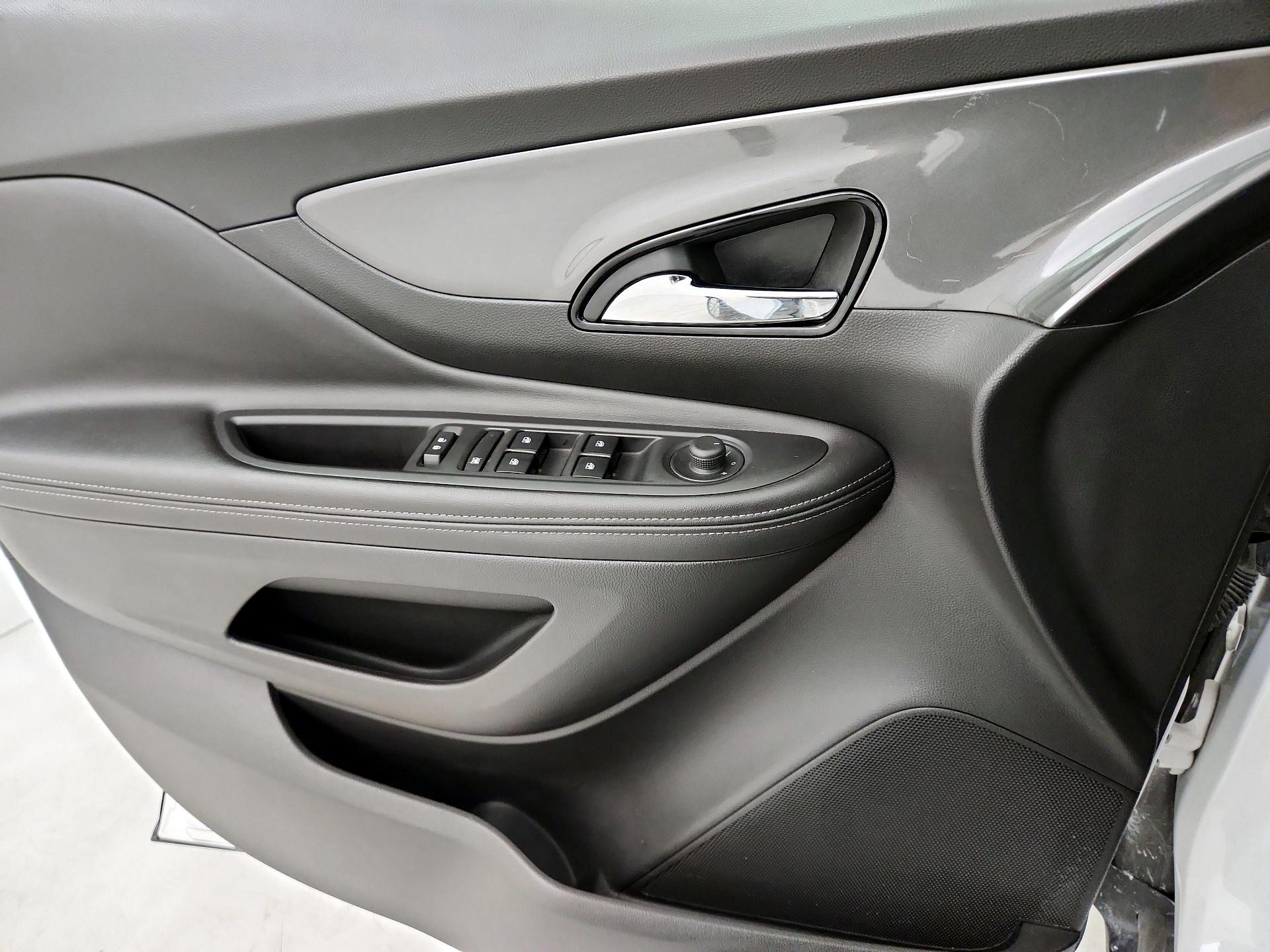 Thumbnail: 2018 Buick Encore - 12