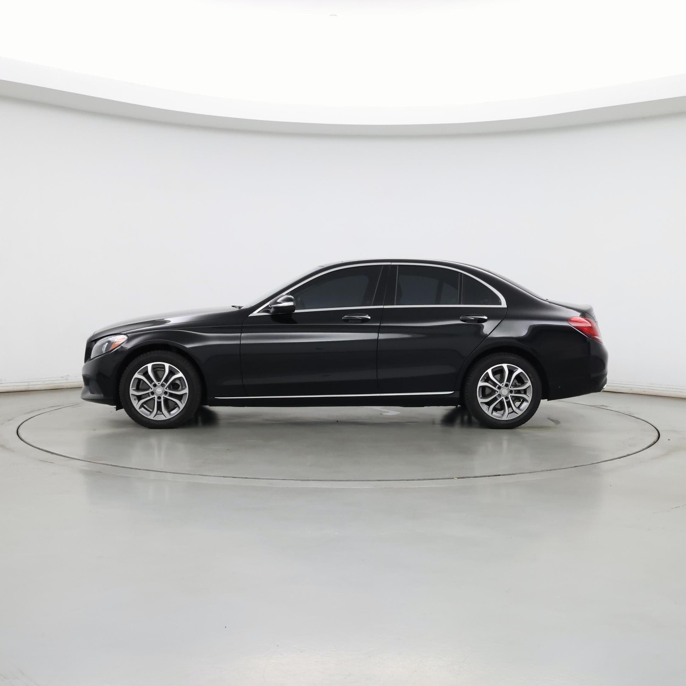Thumbnail: 2015 Mercedes-Benz C-Class - 3
