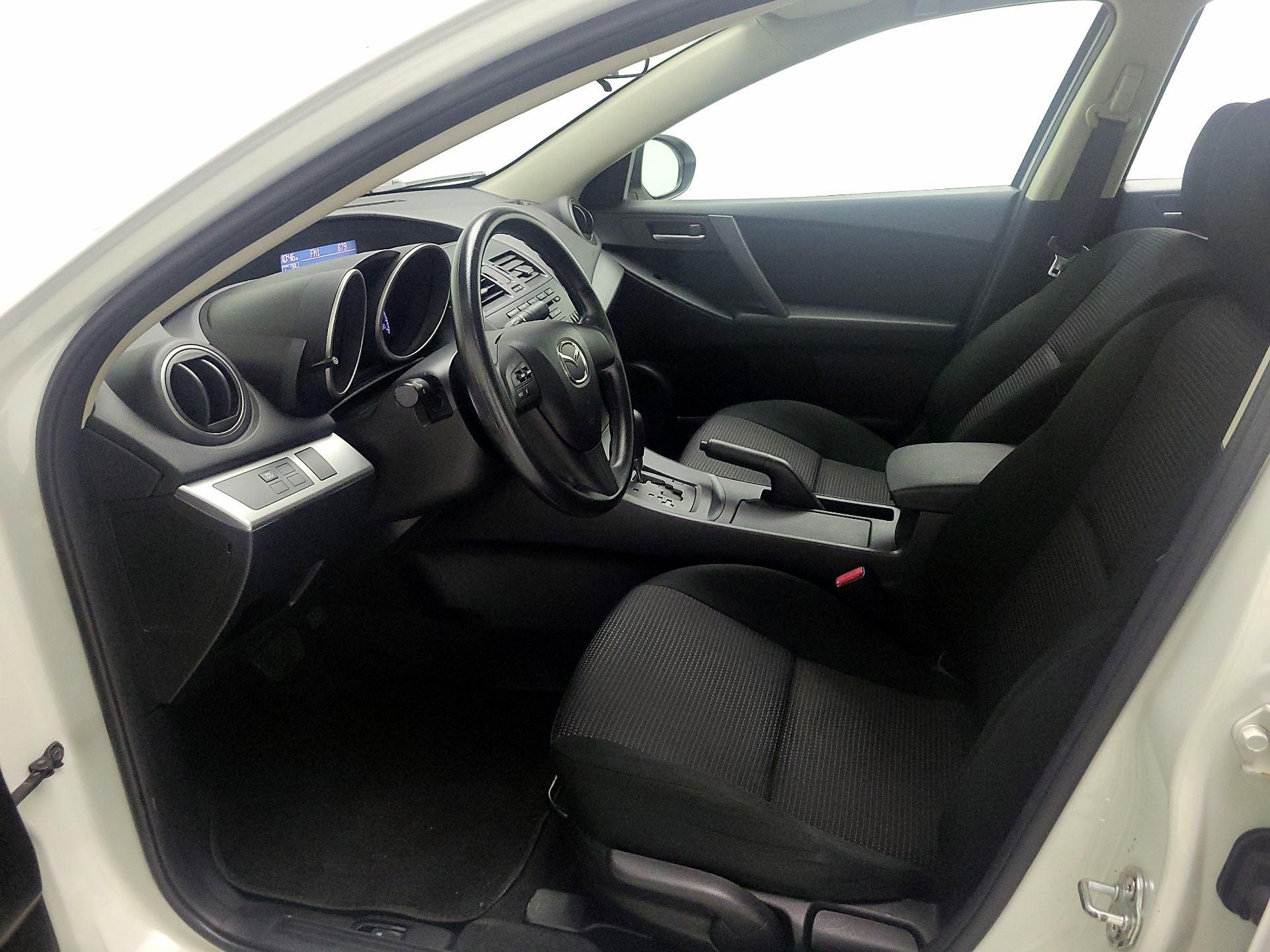 Thumbnail: 2013 Mazda Mazda3 - 11