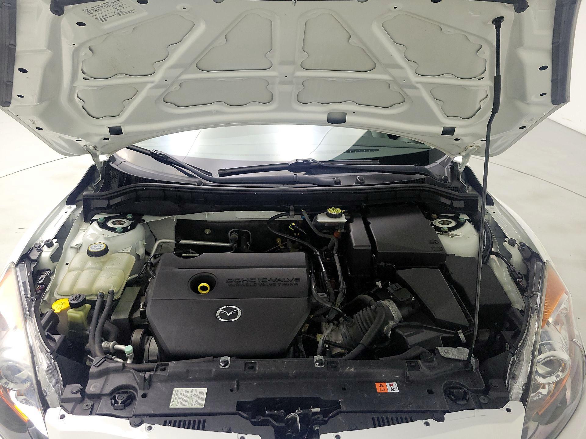 Thumbnail: 2013 Mazda Mazda3 - 18