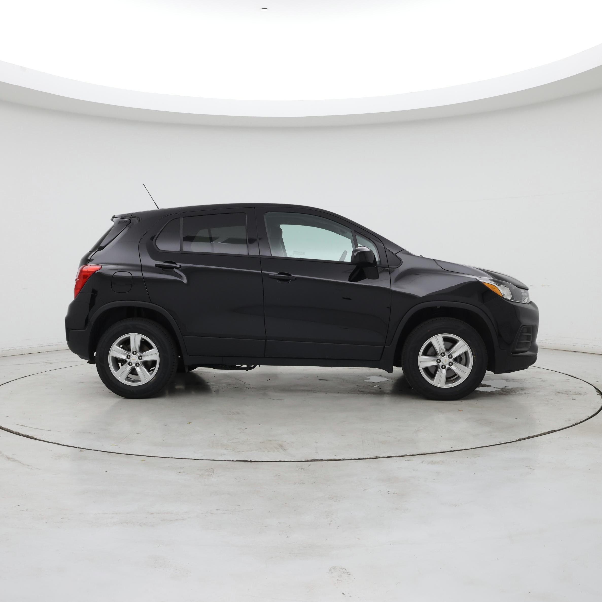 Thumbnail: 2022 Chevrolet Trax - 7