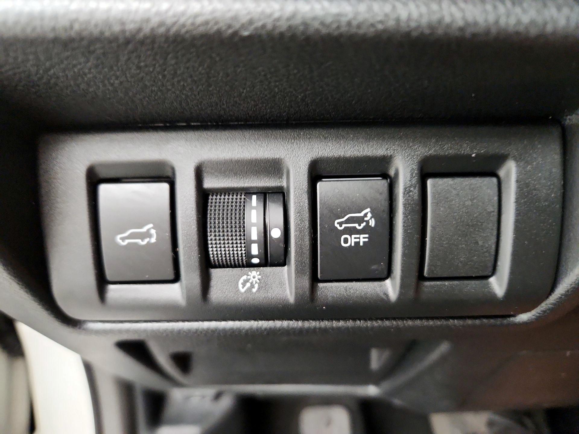 Thumbnail: 2022 Subaru Outback - 13