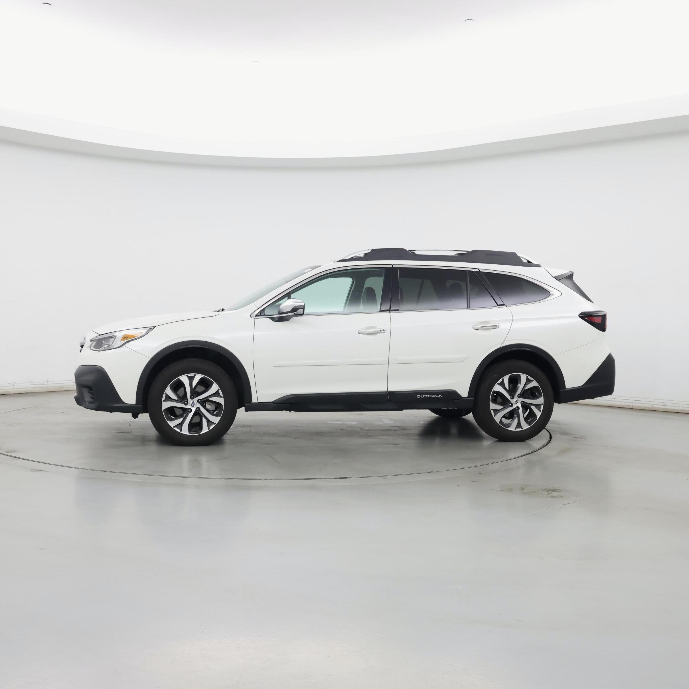 Thumbnail: 2022 Subaru Outback - 3