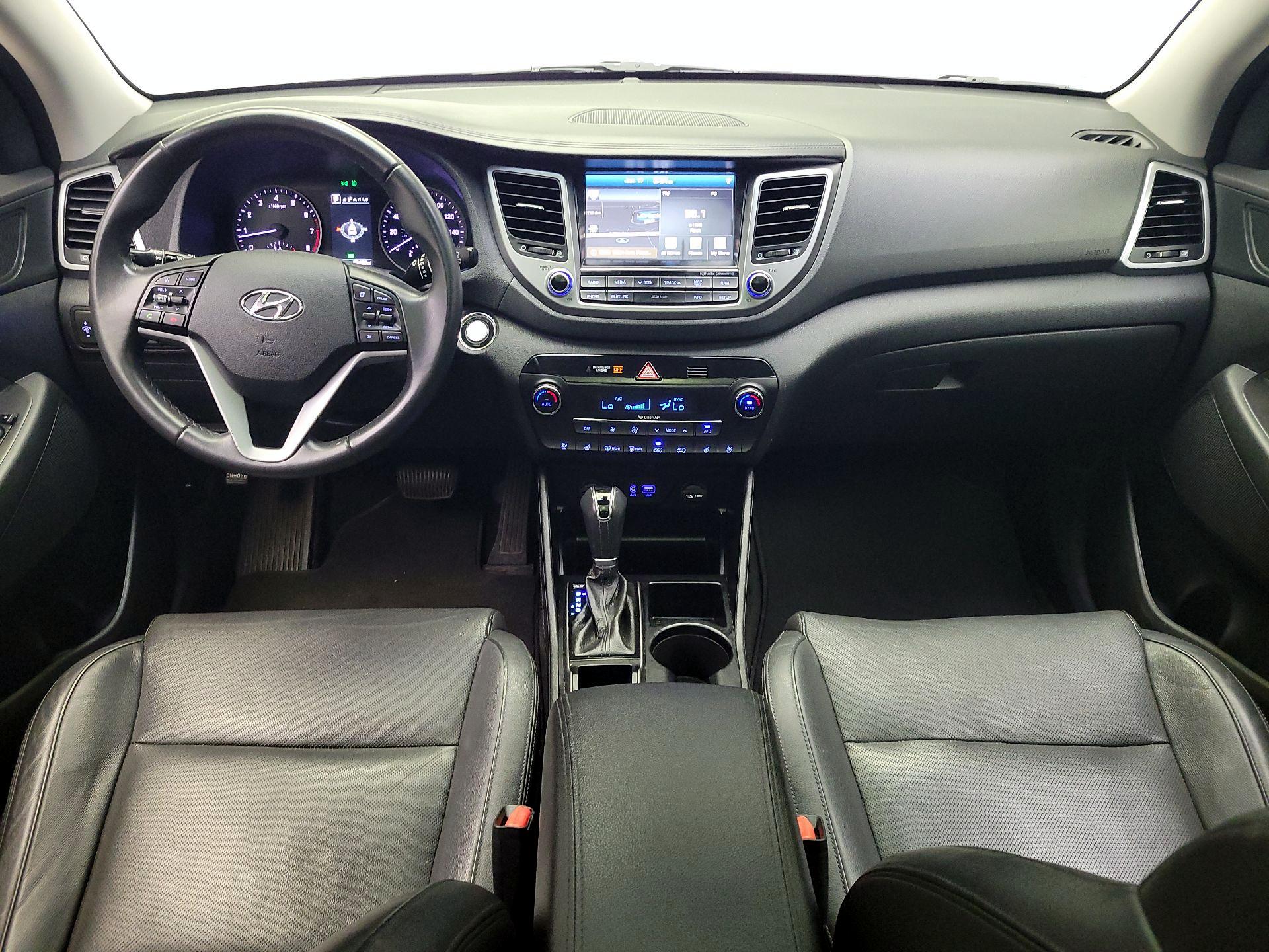 Thumbnail: 2016 Hyundai Tucson - 9