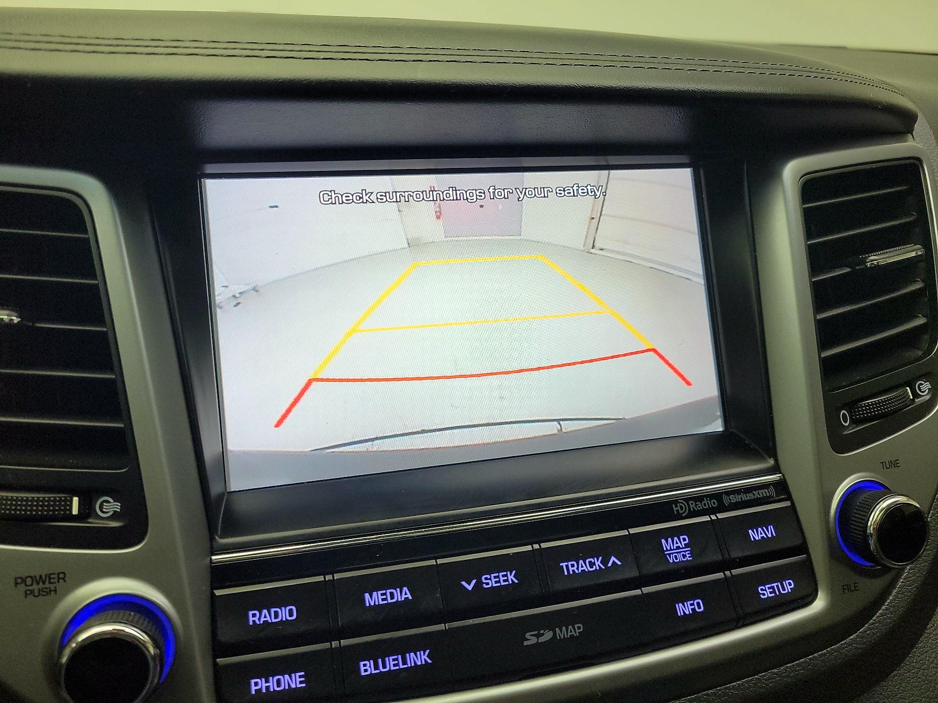 Thumbnail: 2016 Hyundai Tucson - 15