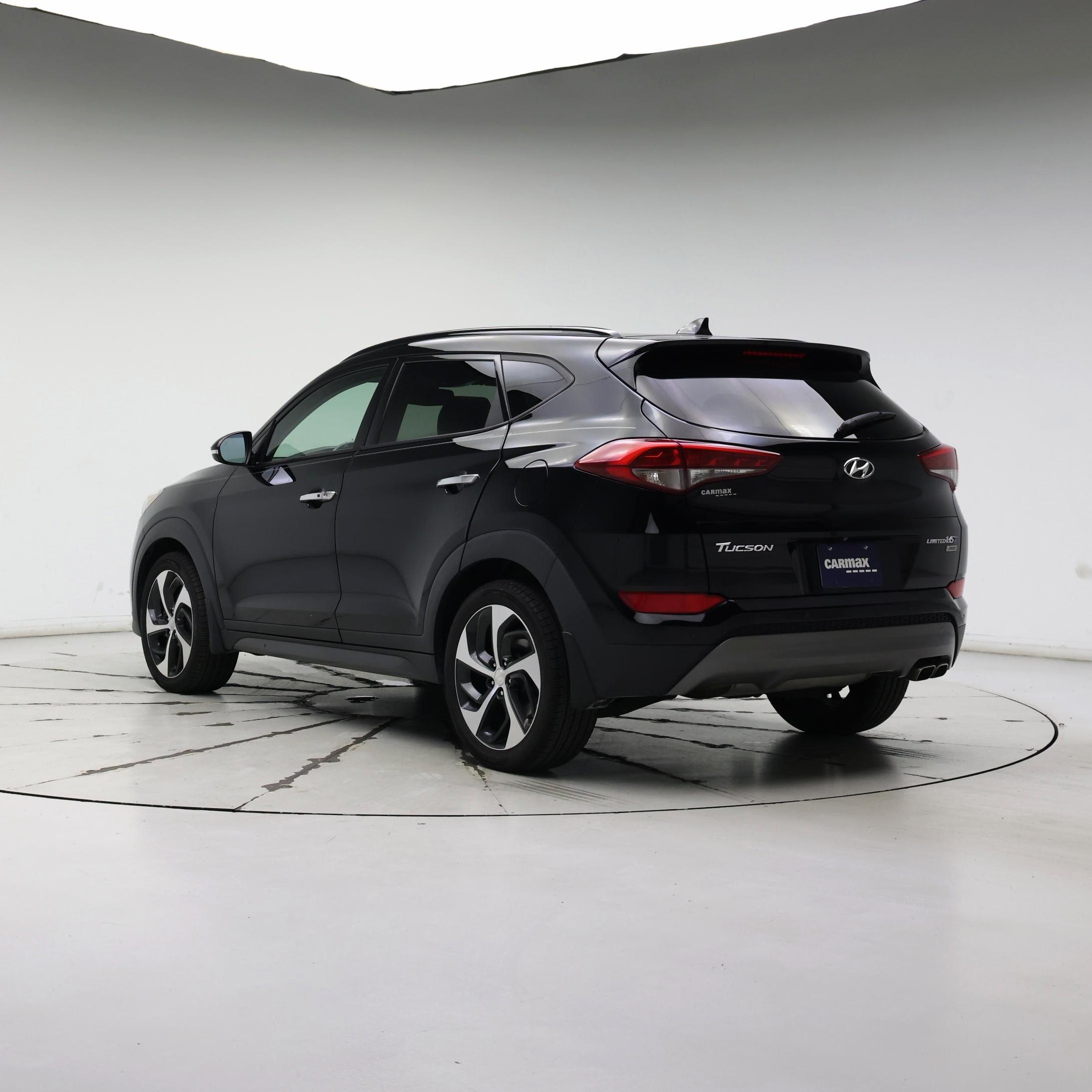 Thumbnail: 2016 Hyundai Tucson - 2