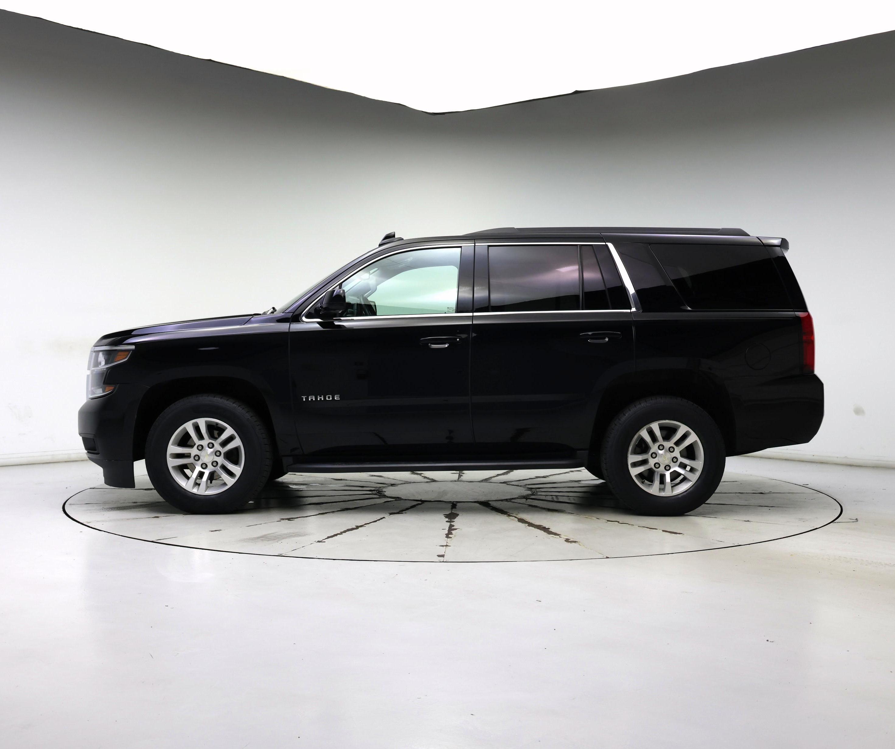 Thumbnail: 2020 Chevrolet Tahoe - 3