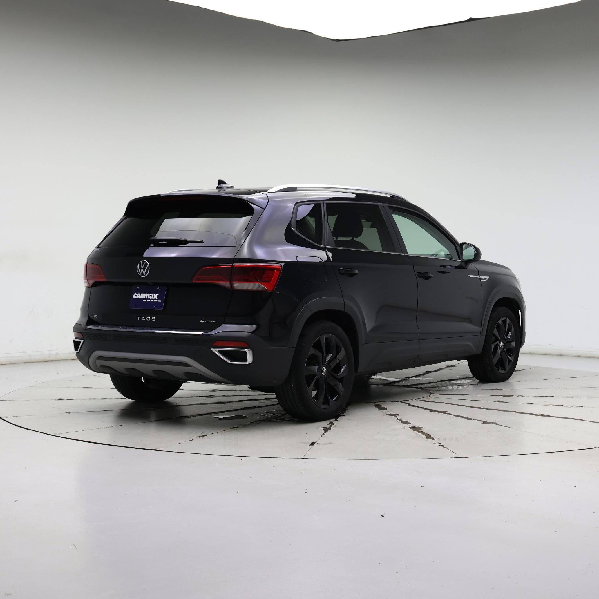 Thumbnail: 2023 Volkswagen Taos - 8