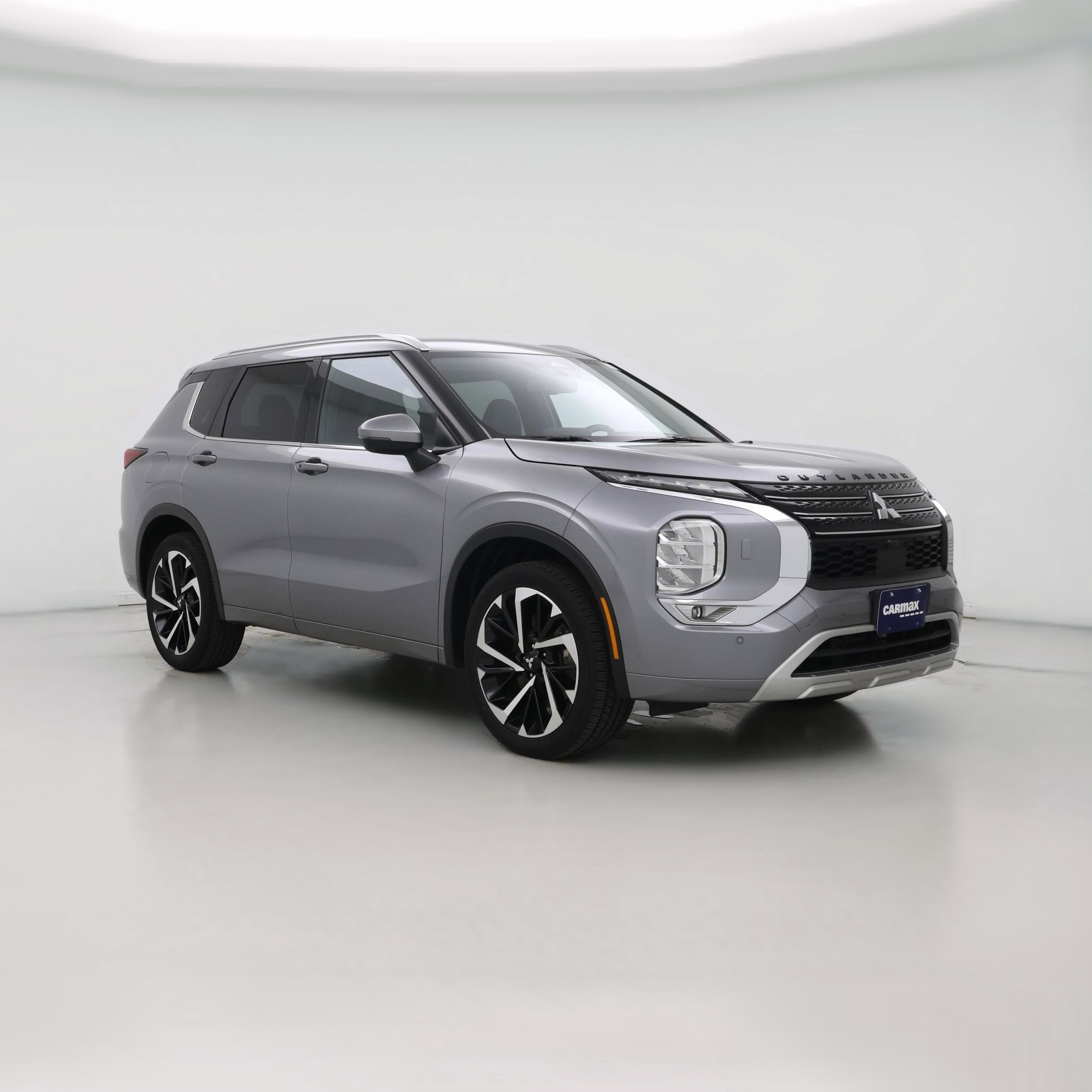 Thumbnail: 2022 Mitsubishi Outlander - 1