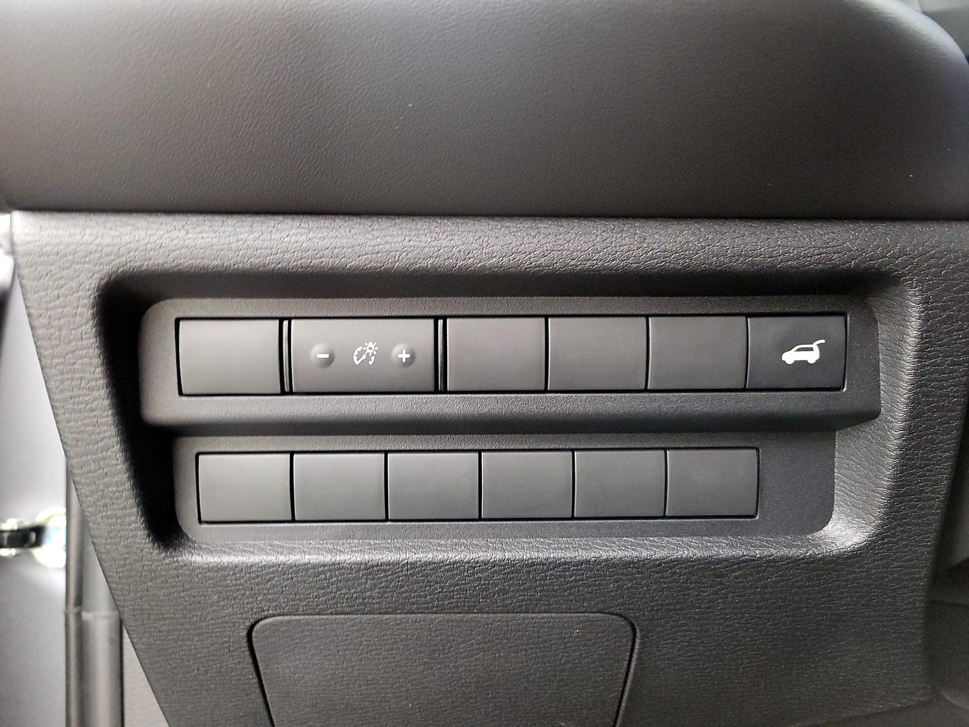 Thumbnail: 2022 Mitsubishi Outlander - 13