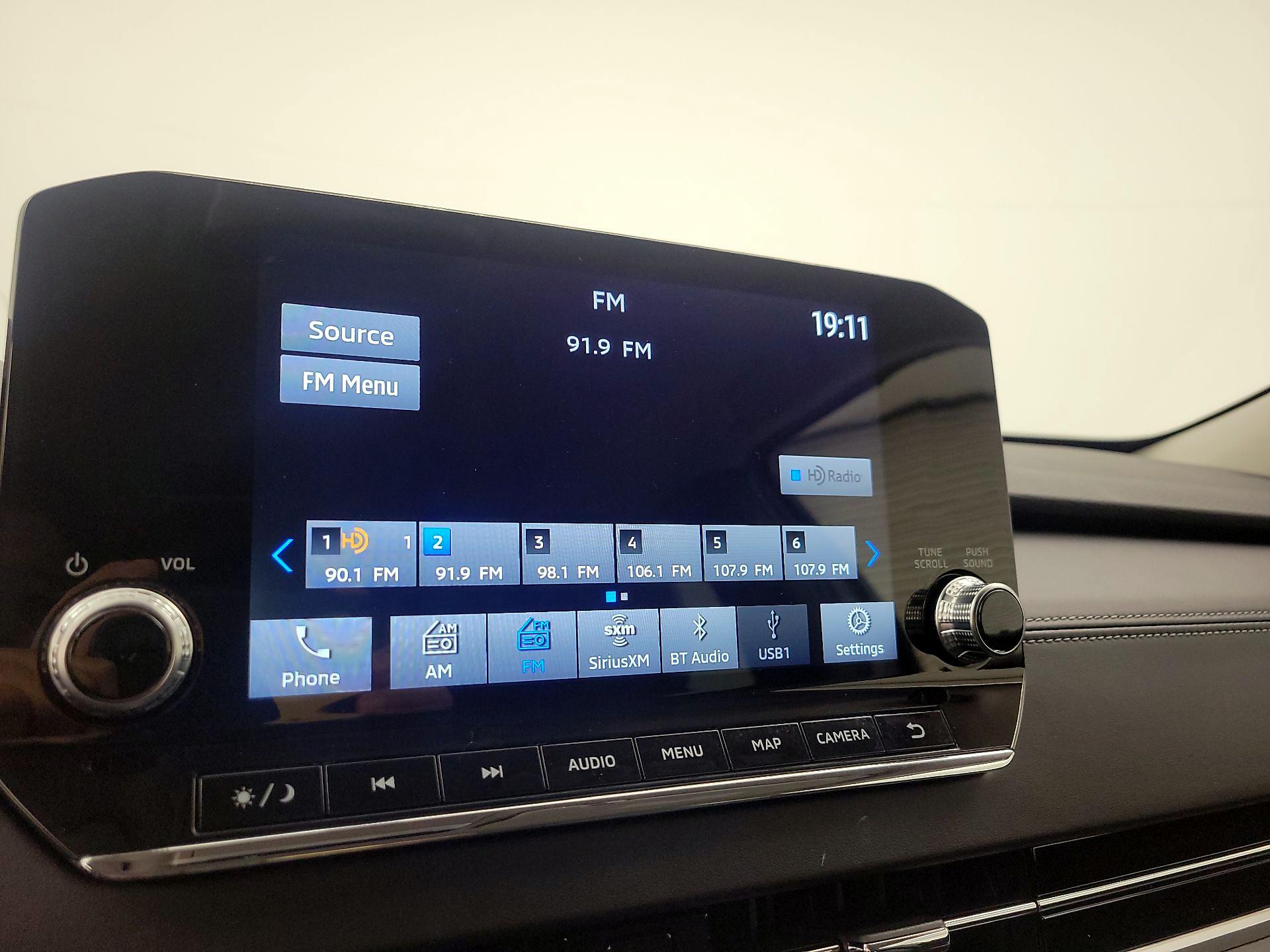 Thumbnail: 2022 Mitsubishi Outlander - 16