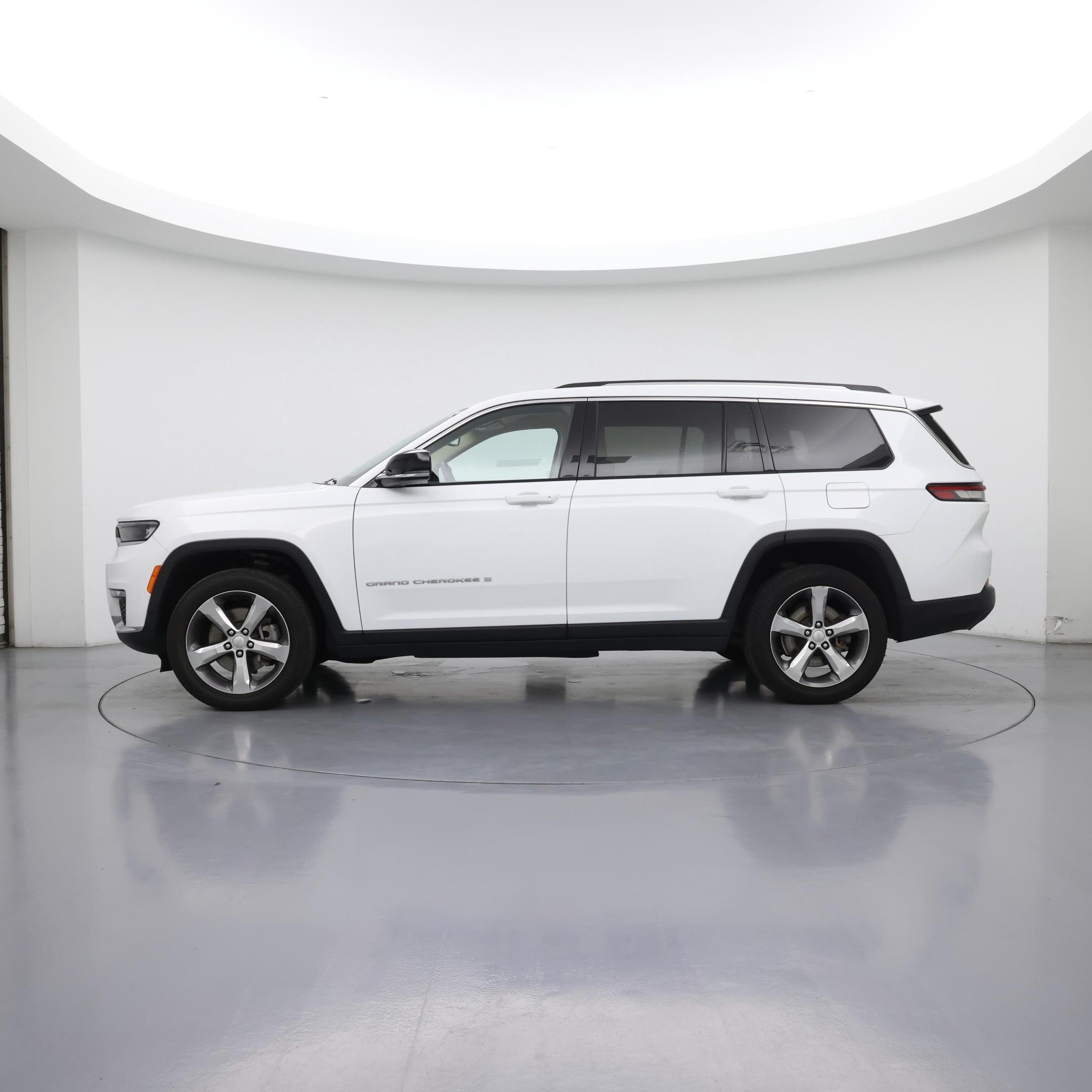Thumbnail: 2021 Jeep Grand Cherokee L - 3