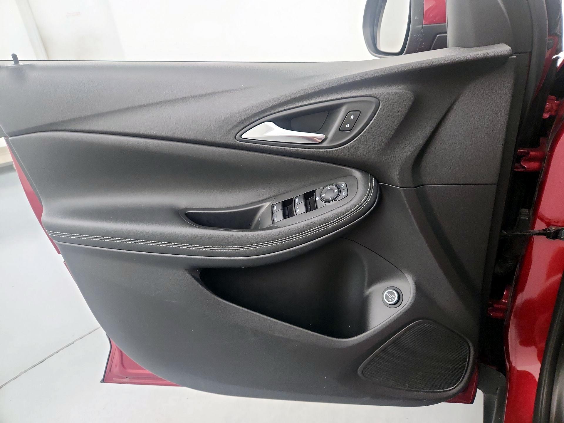 Thumbnail: 2021 Buick Encore GX - 12