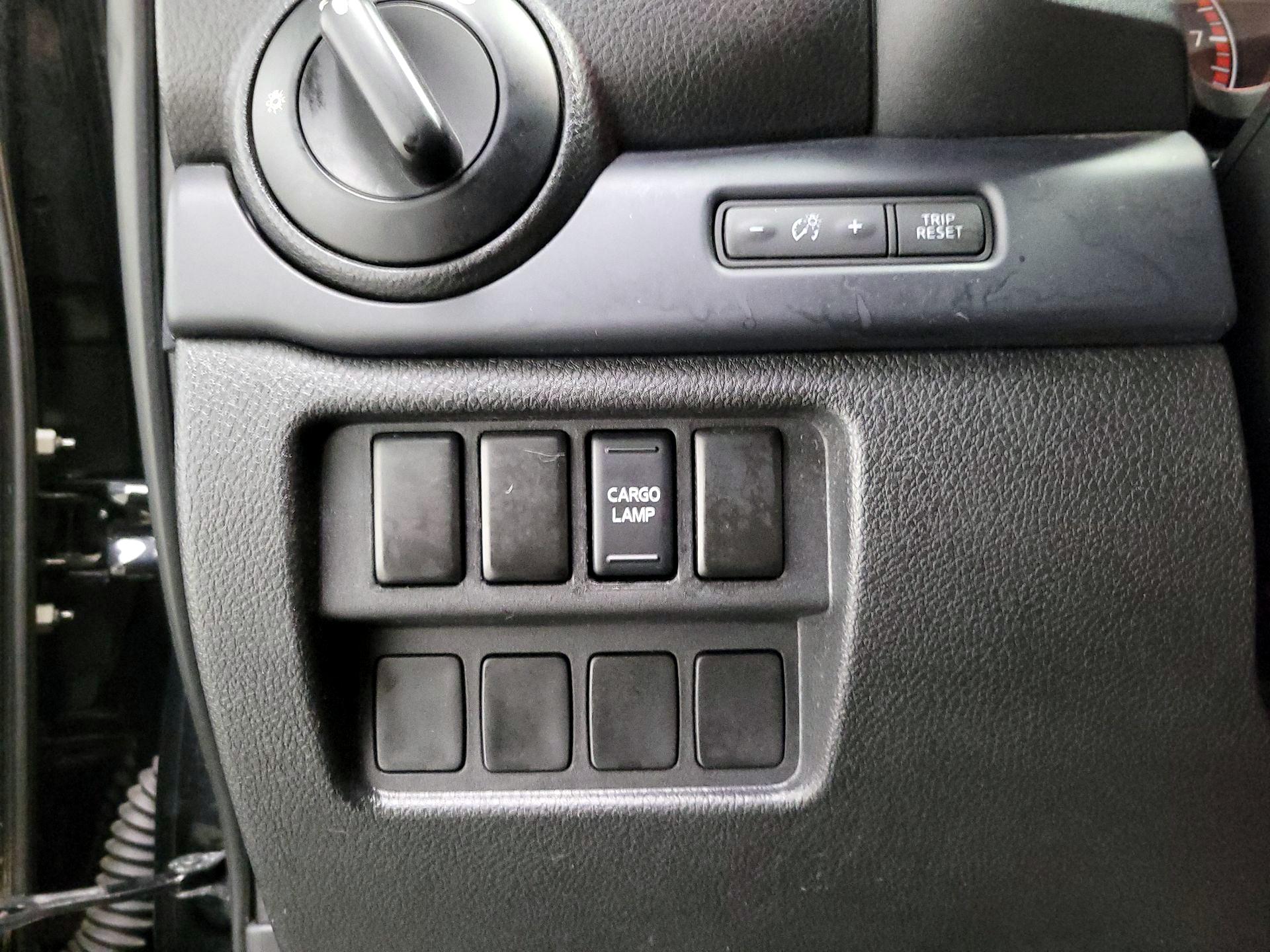 Thumbnail: 2018 Nissan Titan - 13