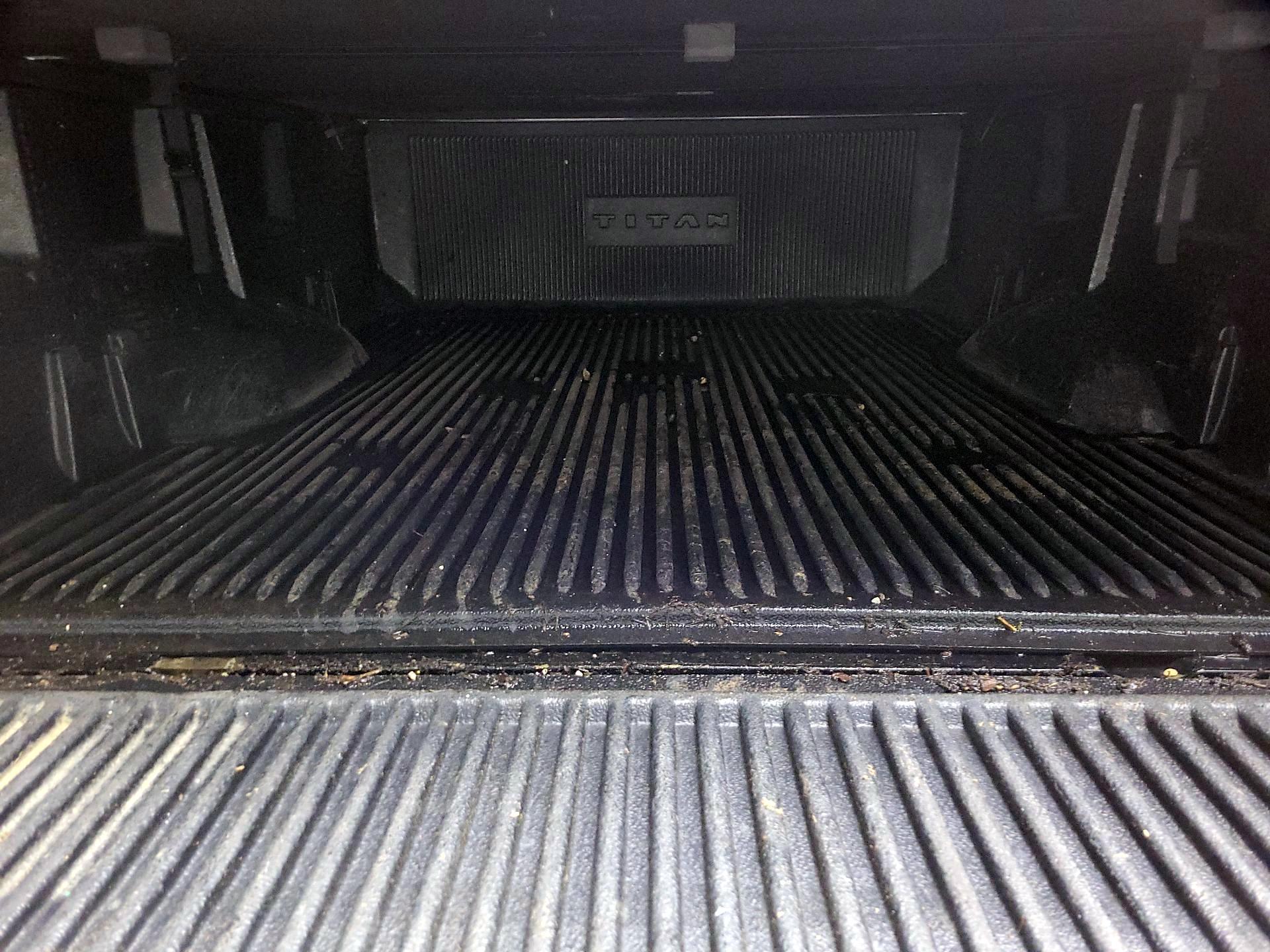 Thumbnail: 2018 Nissan Titan - 20